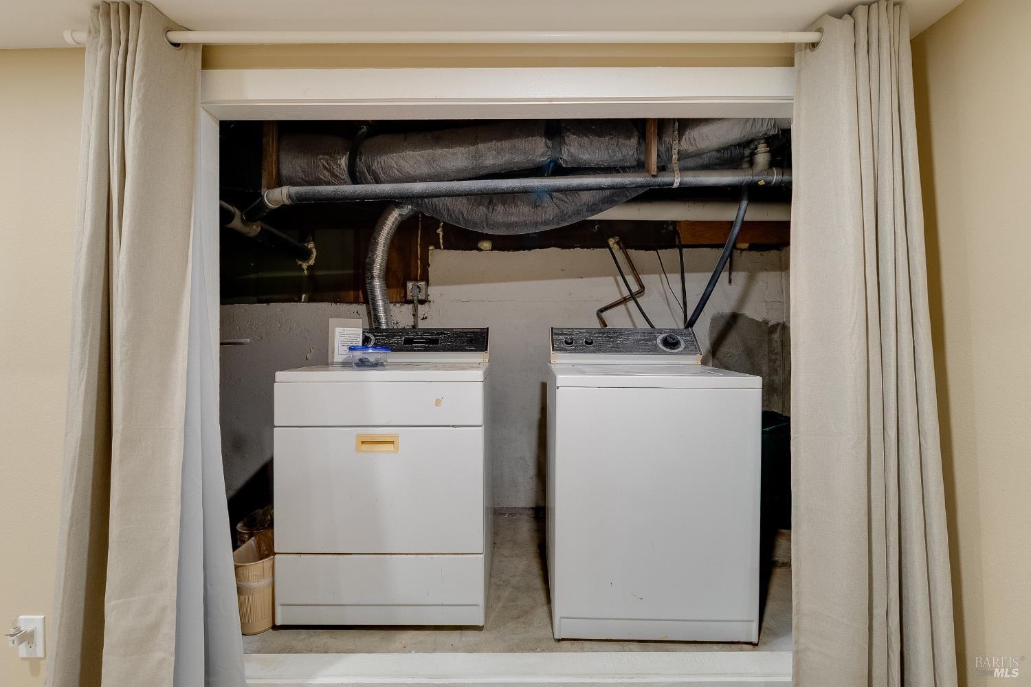 Detail Gallery Image 68 of 87 For 35550 Ocean View Way, Gualala,  CA 95445 - 3 Beds | 2 Baths