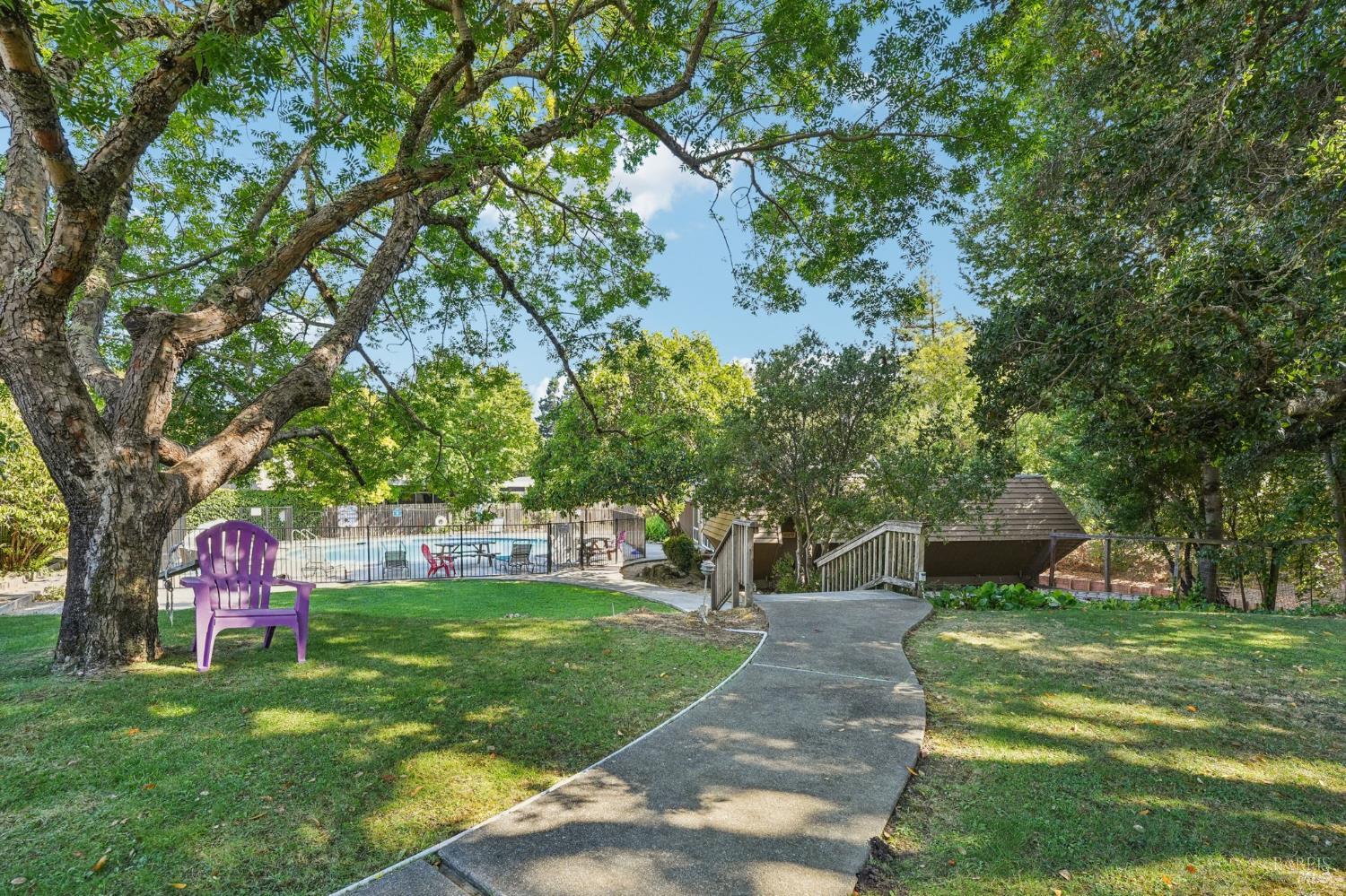 Detail Gallery Image 34 of 36 For 32 Glen Dr, Fairfax,  CA 94930 - 3 Beds | 2 Baths