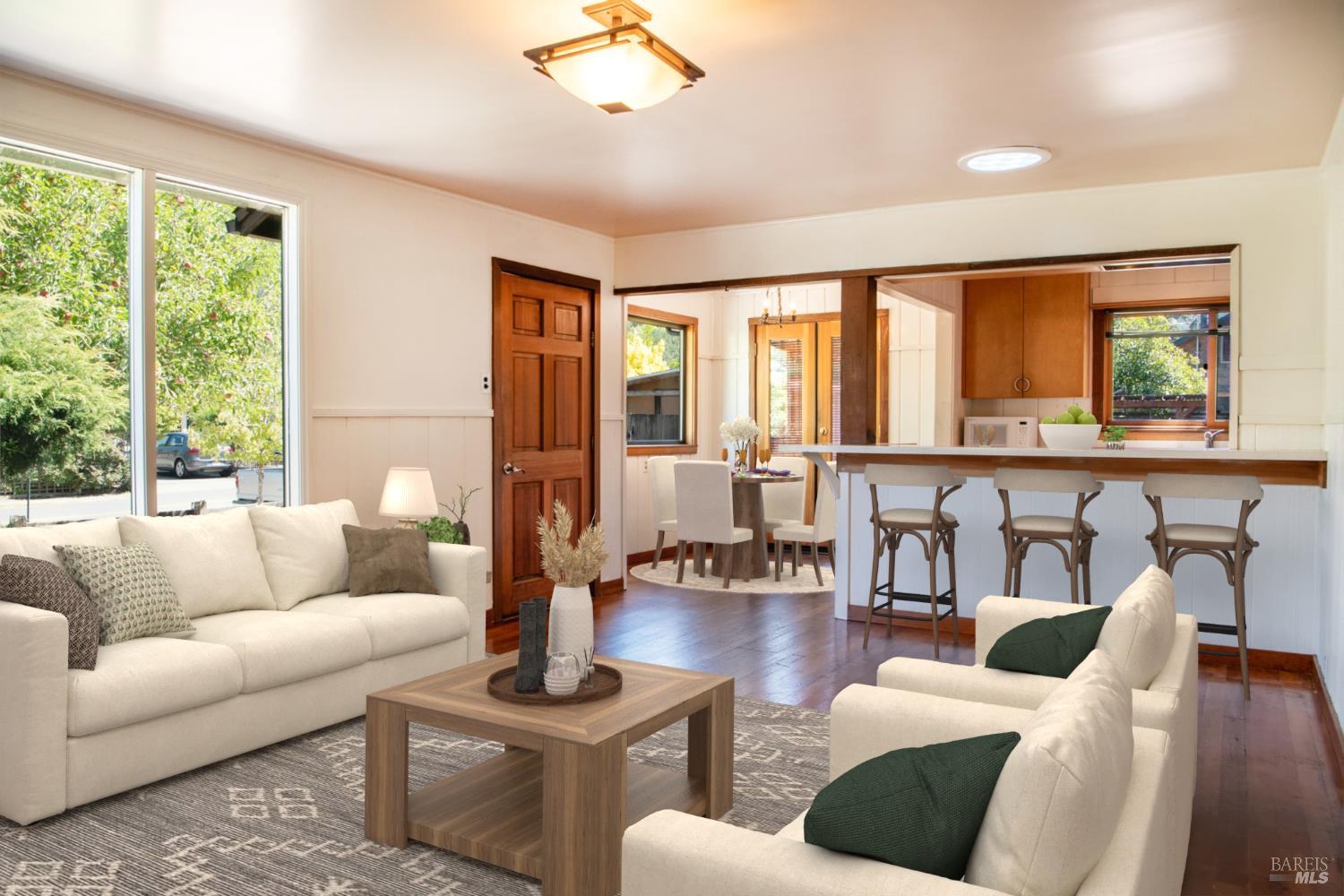 Detail Gallery Image 5 of 35 For 176 Railroad Ave, Woodacre,  CA 94973 - 2 Beds | 2 Baths