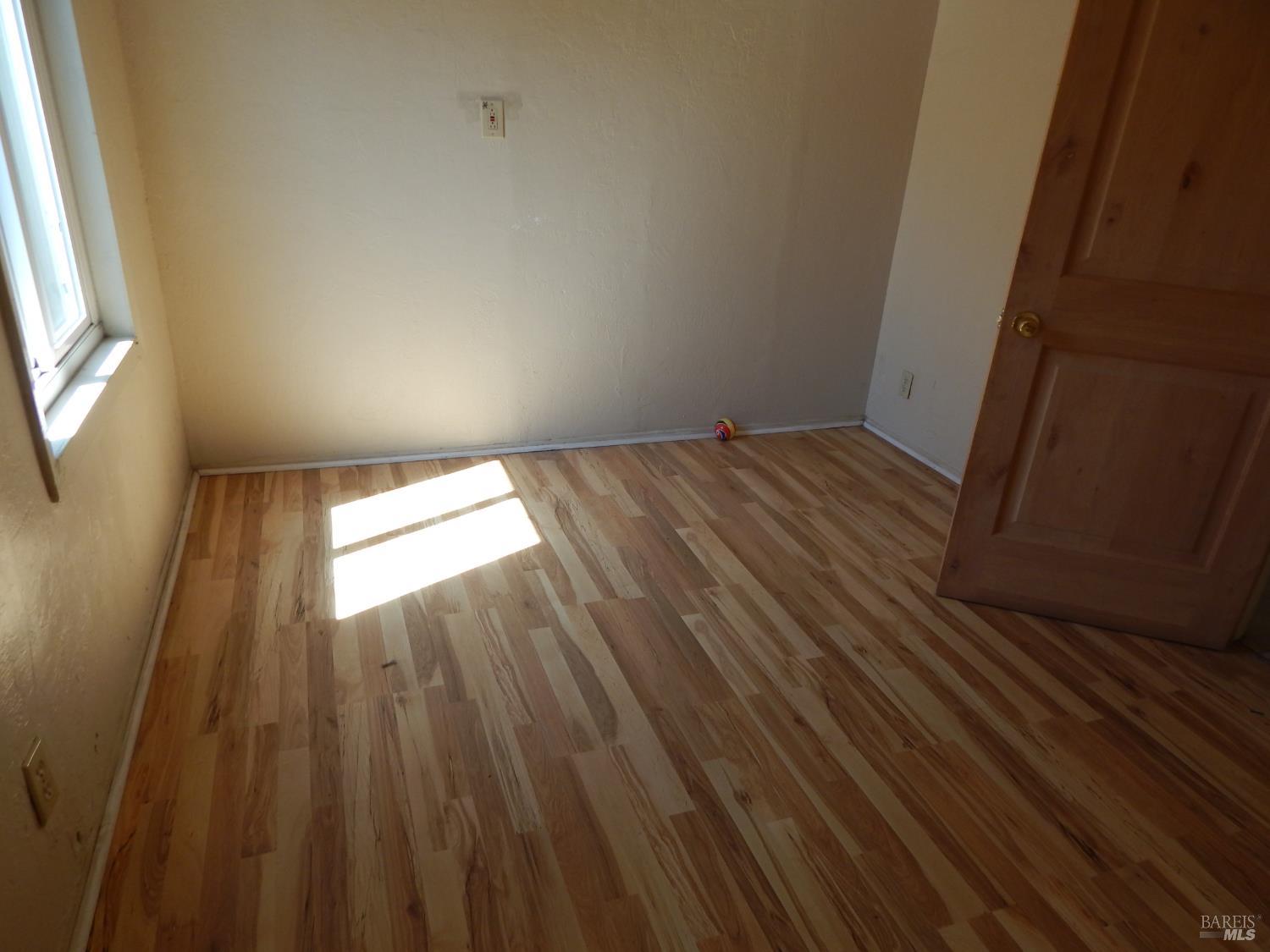 Detail Gallery Image 6 of 29 For 2854 16th St, San Pablo,  CA 94806 - 3 Beds | 1 Baths