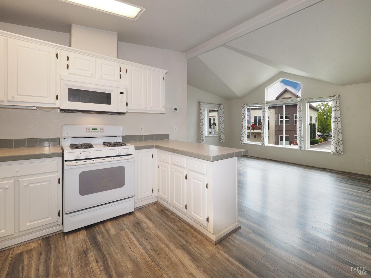 Detail Gallery Image 39 of 50 For 115 School House Ln, Geyserville,  CA 95441 - – Beds | – Baths