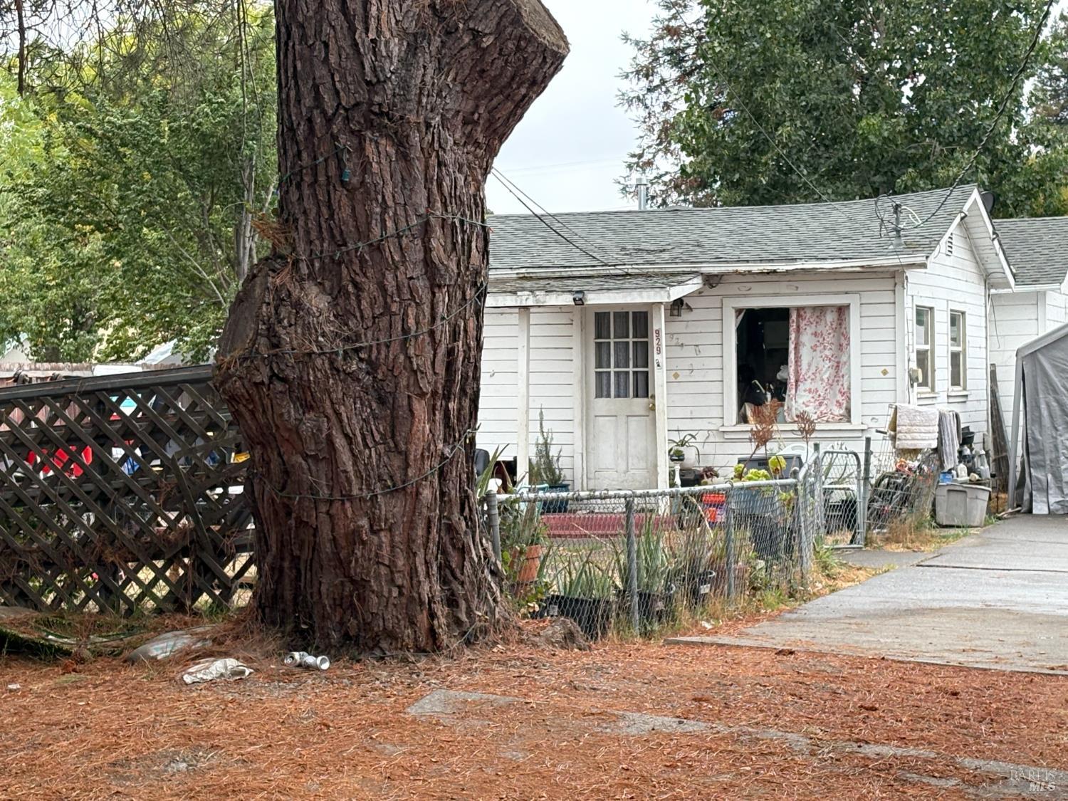 Front Image Thumbnail for BA325085106