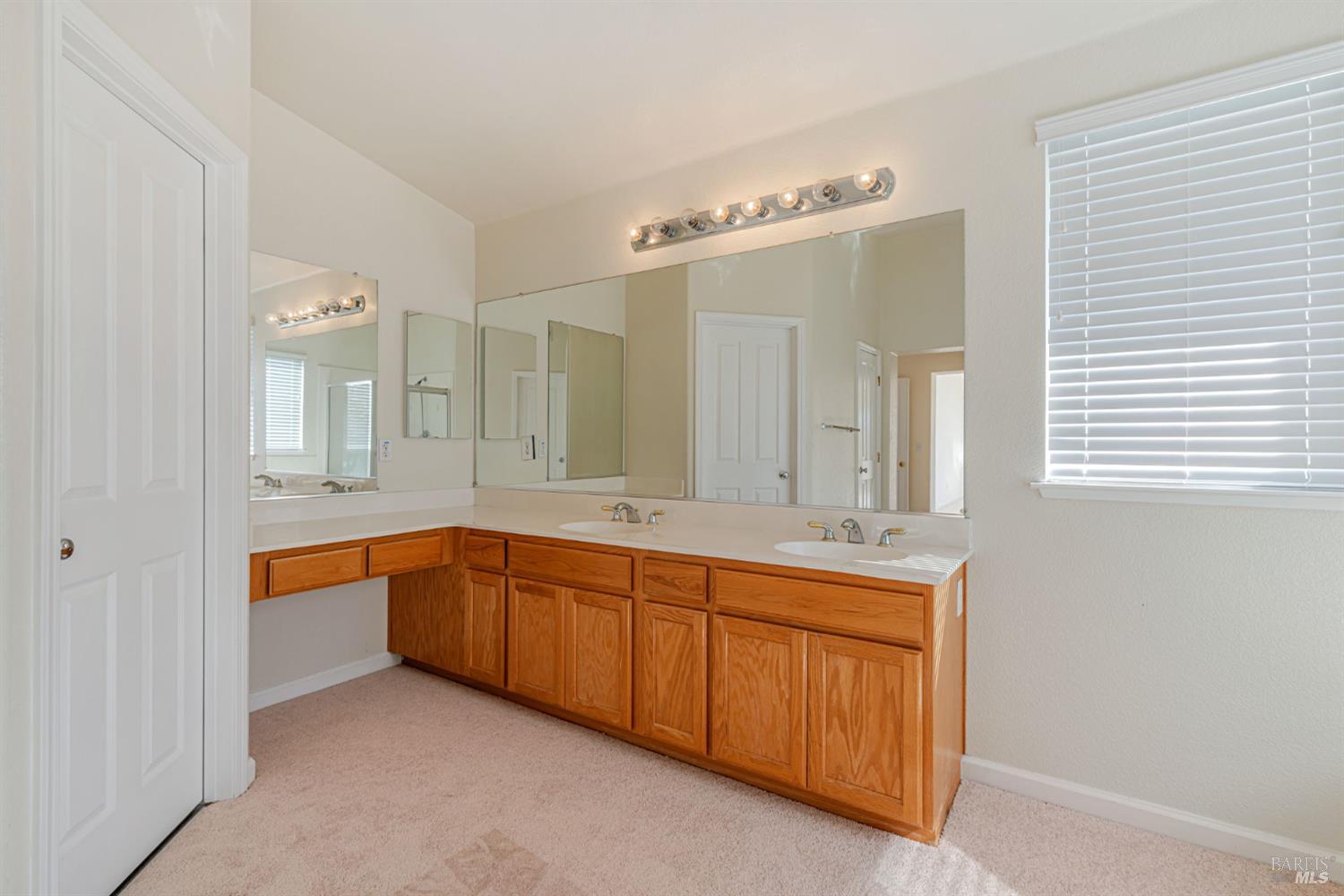 Detail Gallery Image 35 of 49 For 6206 Pebble Beach Dr, Vallejo,  CA 94591 - 5 Beds | 4 Baths