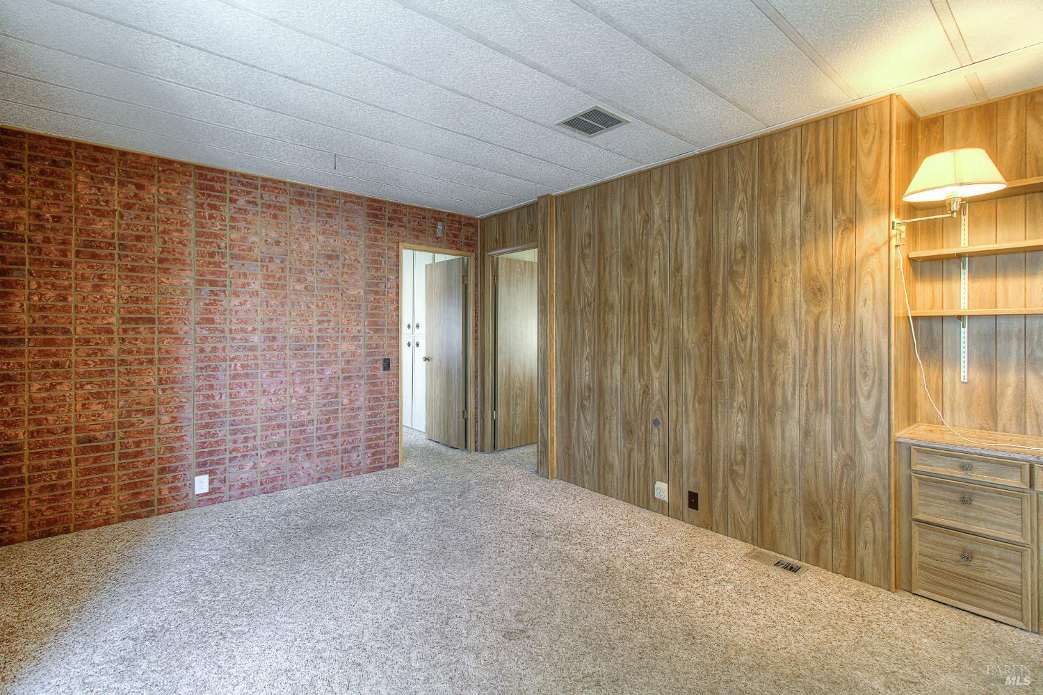 Detail Gallery Image 18 of 30 For 213 Monarch Ct, Santa Rosa,  CA 95401 - 2 Beds | 2 Baths