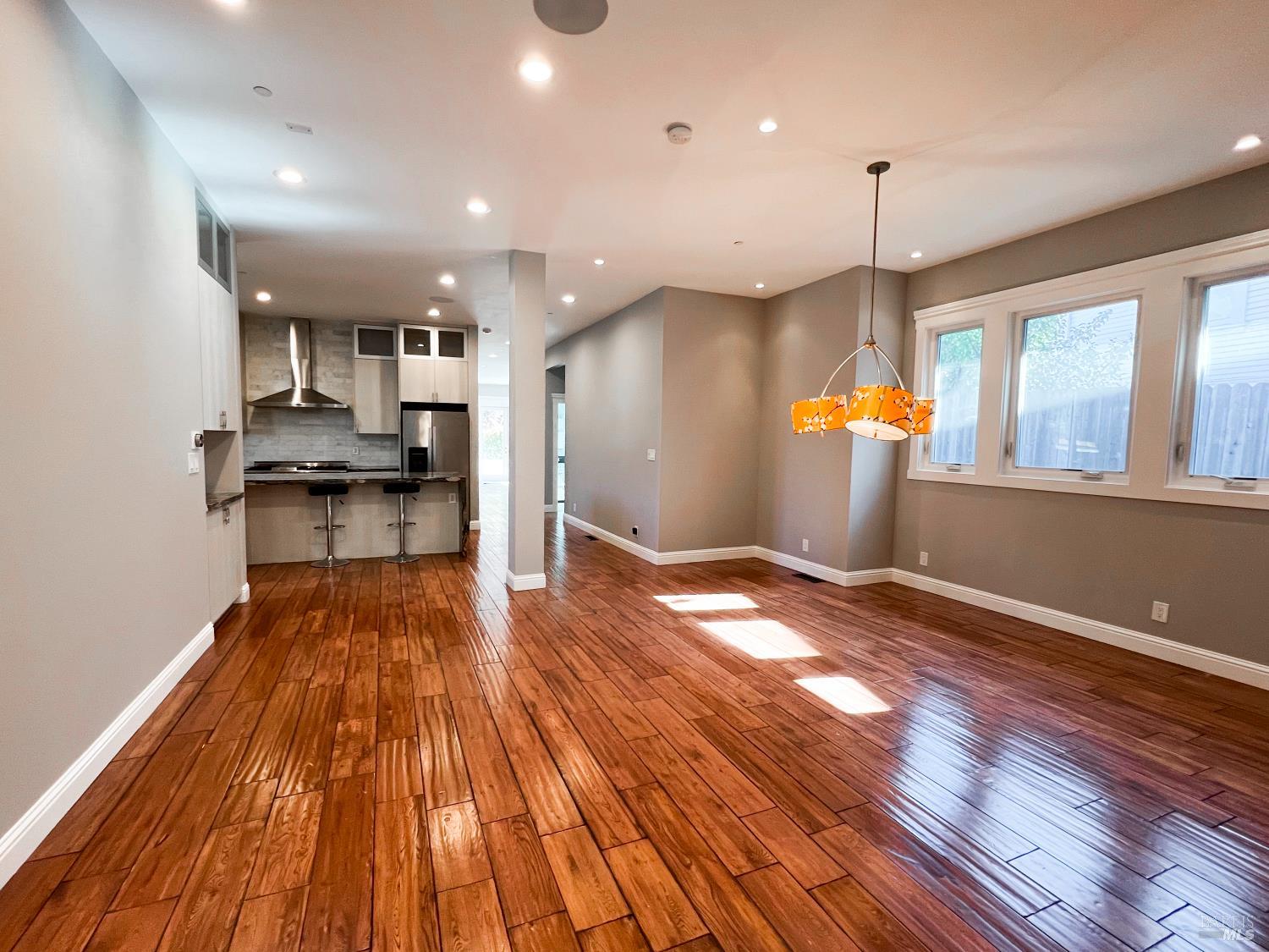 Detail Gallery Image 8 of 48 For 40 Villa Ave, San Rafael,  CA 94901 - 4 Beds | 4/1 Baths