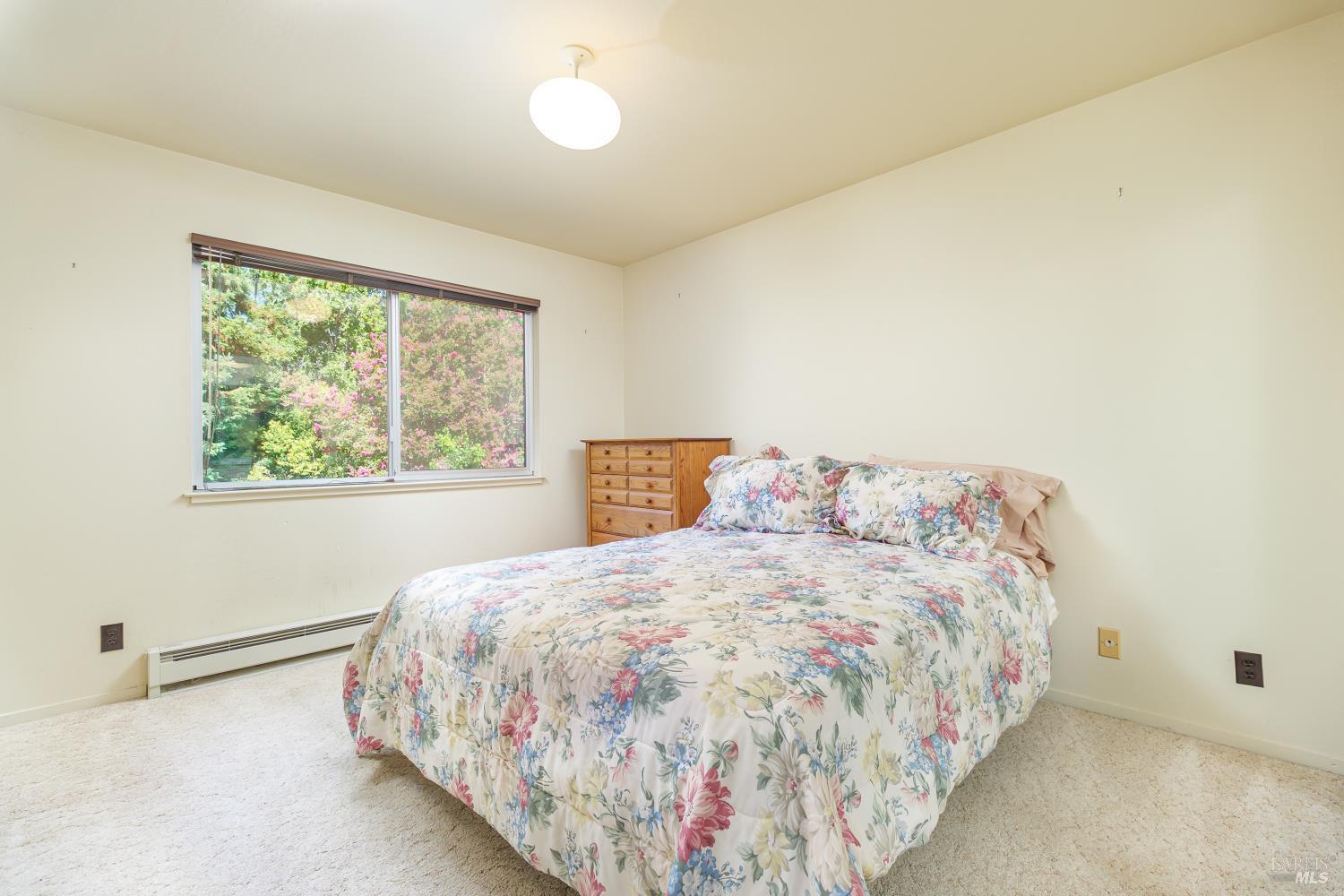 Detail Gallery Image 9 of 25 For 432 Calle De La Mesa Unkn, Novato,  CA 94949 - 4 Beds | 3/1 Baths