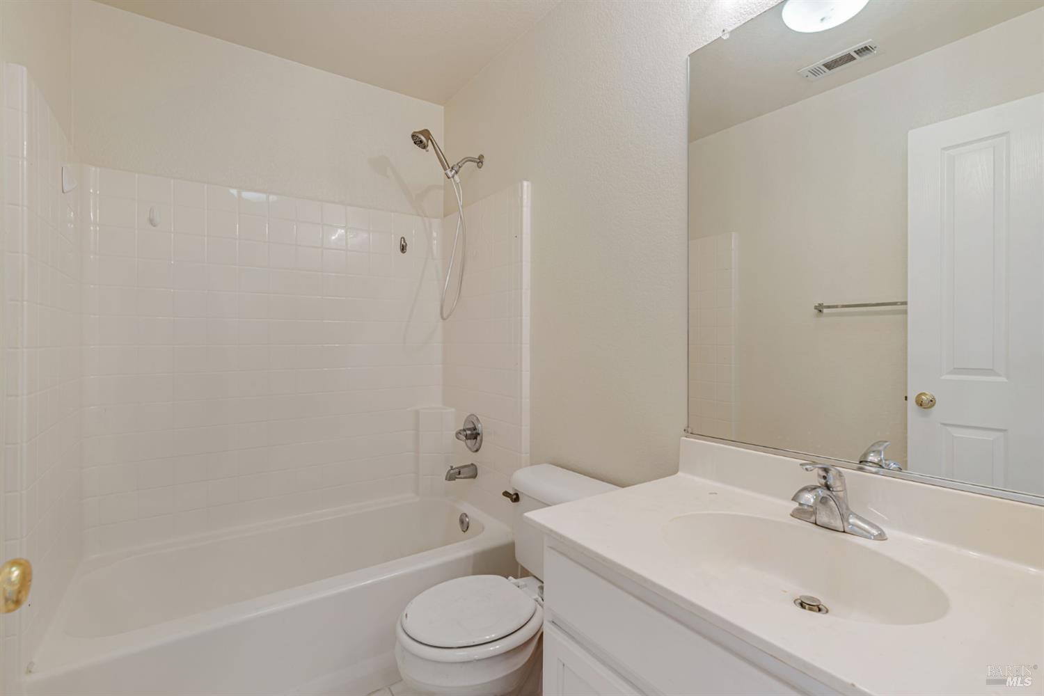 Detail Gallery Image 40 of 49 For 6206 Pebble Beach Dr, Vallejo,  CA 94591 - 5 Beds | 4 Baths