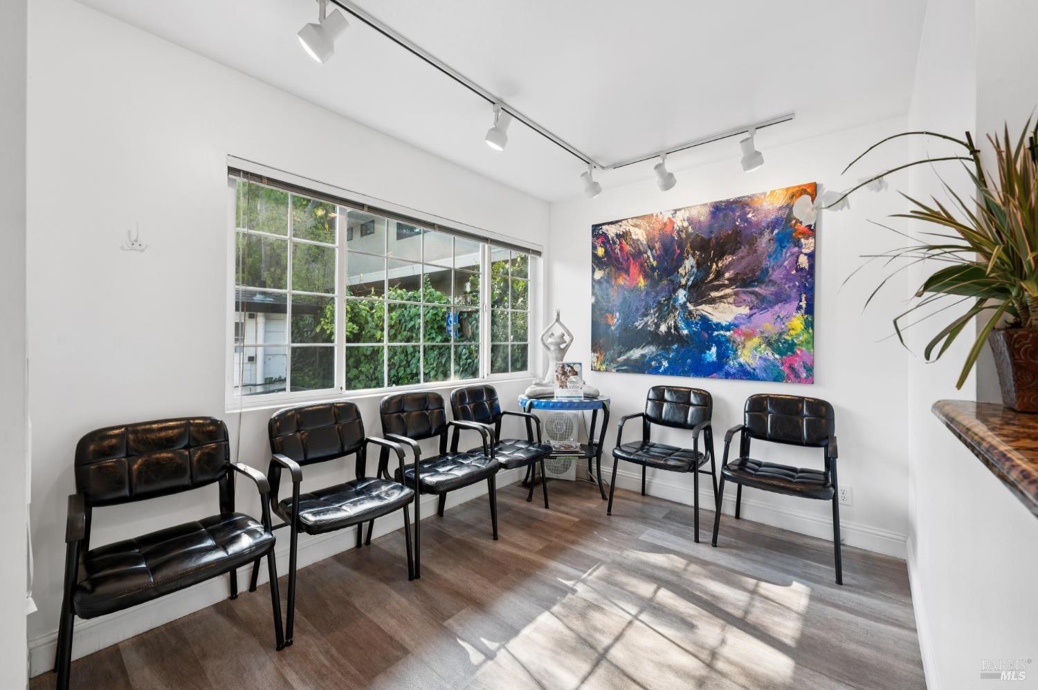 Detail Gallery Image 10 of 10 For 852 Reichert Ave, Novato,  CA 94945 - – Beds | – Baths