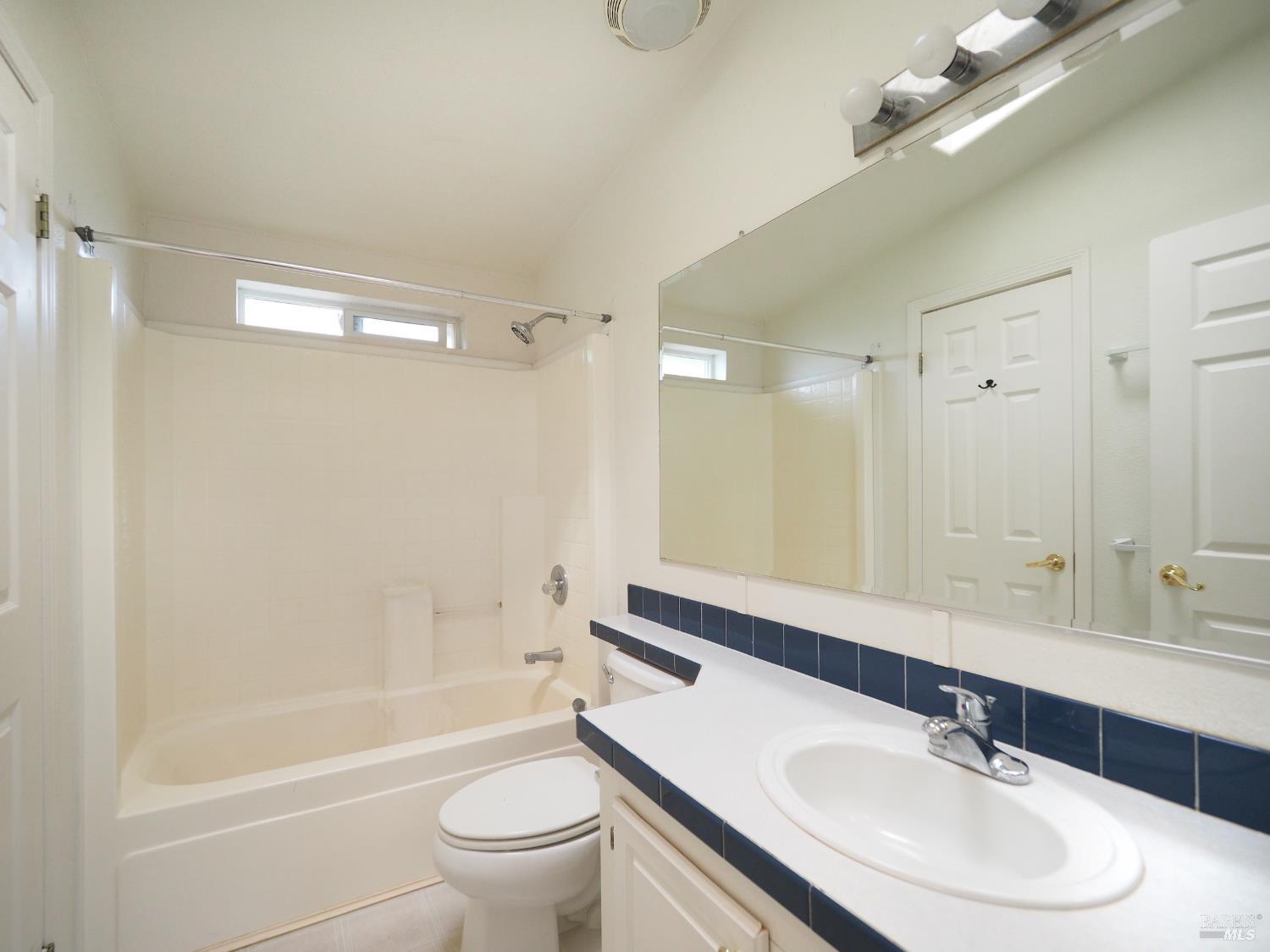 Detail Gallery Image 21 of 50 For 115 School House Ln, Geyserville,  CA 95441 - – Beds | – Baths