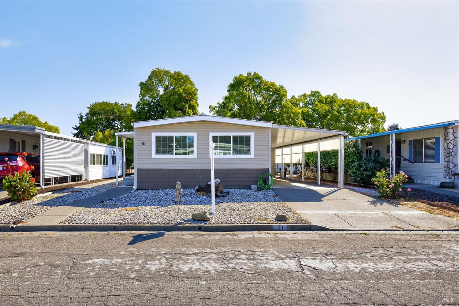 Front Image Thumbnail for BA325084811