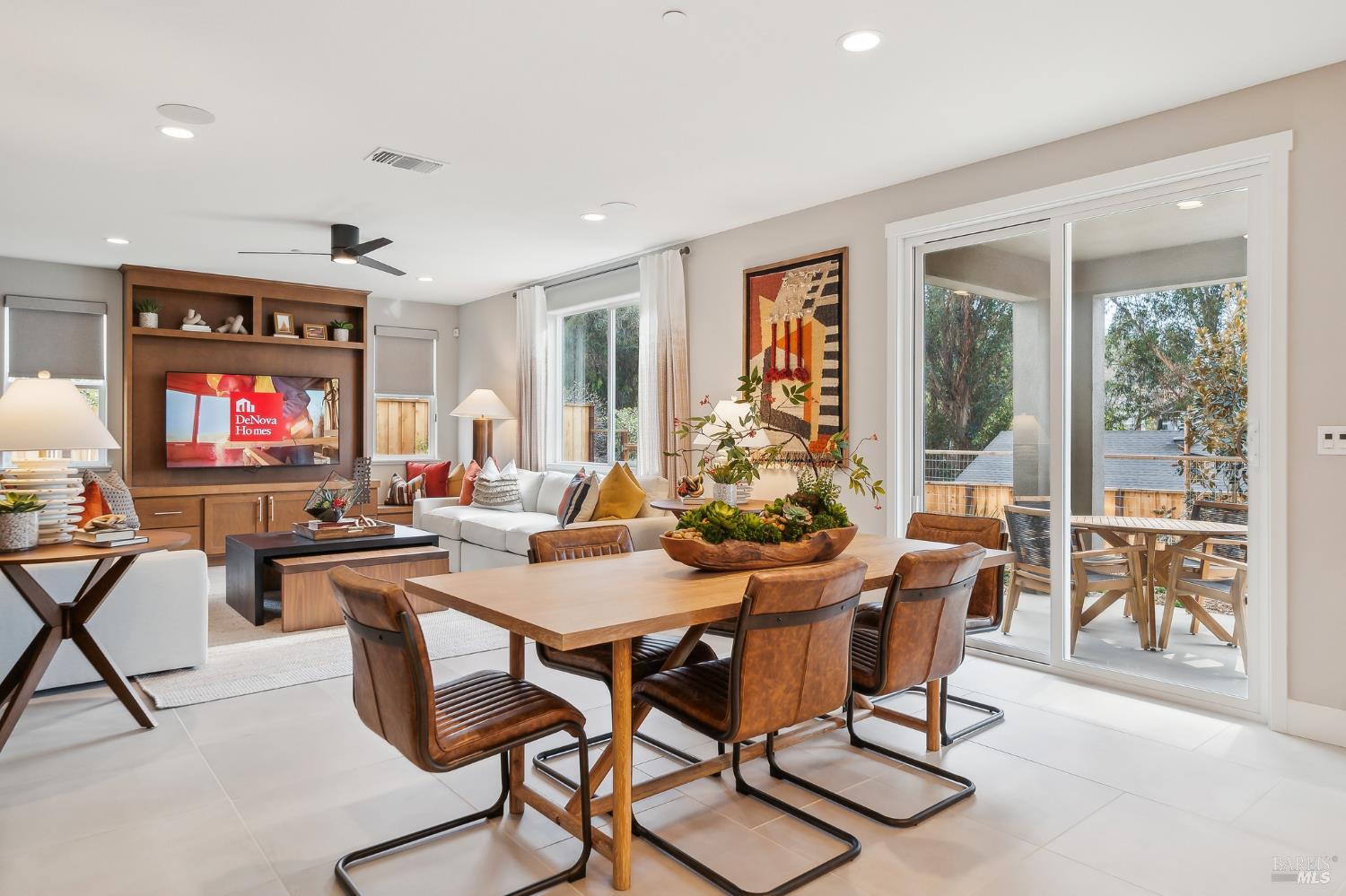 Detail Gallery Image 5 of 25 For 51 Denova Ln, Martinez,  CA 94553 - 4 Beds | 3 Baths