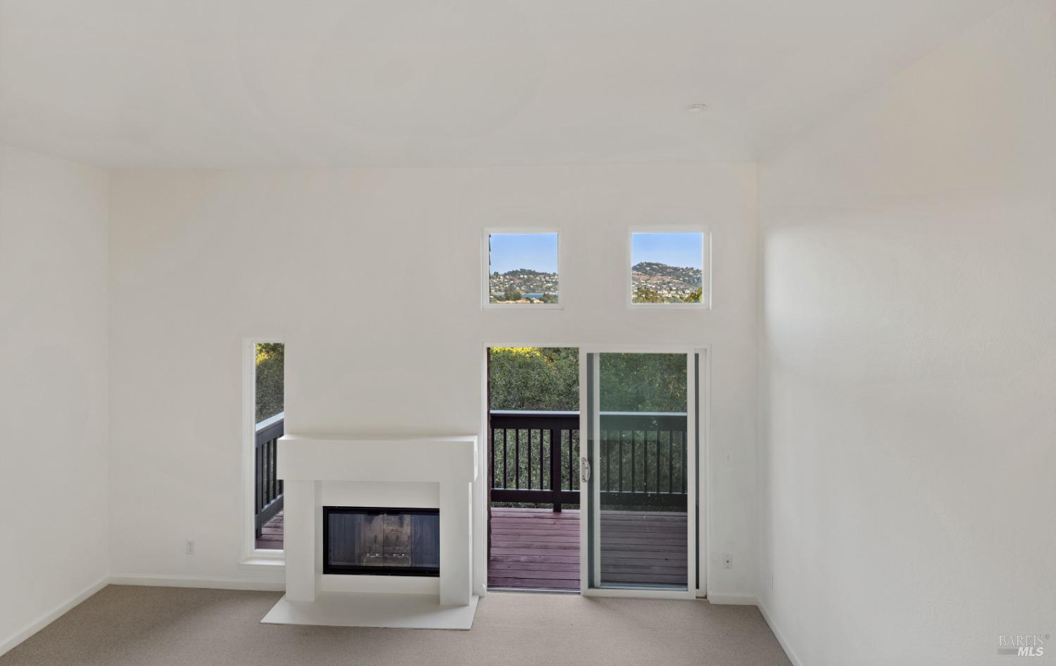 Detail Gallery Image 20 of 51 For 204 Bay Vista Cir, Sausalito,  CA 94965 - 2 Beds | 2 Baths