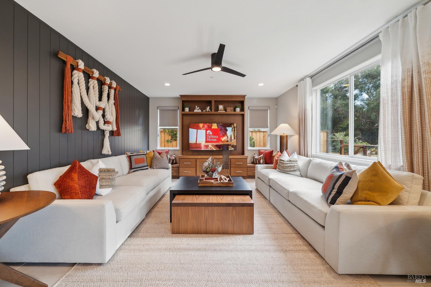 Detail Gallery Image 8 of 25 For 51 Denova Ln, Martinez,  CA 94553 - 4 Beds | 3 Baths