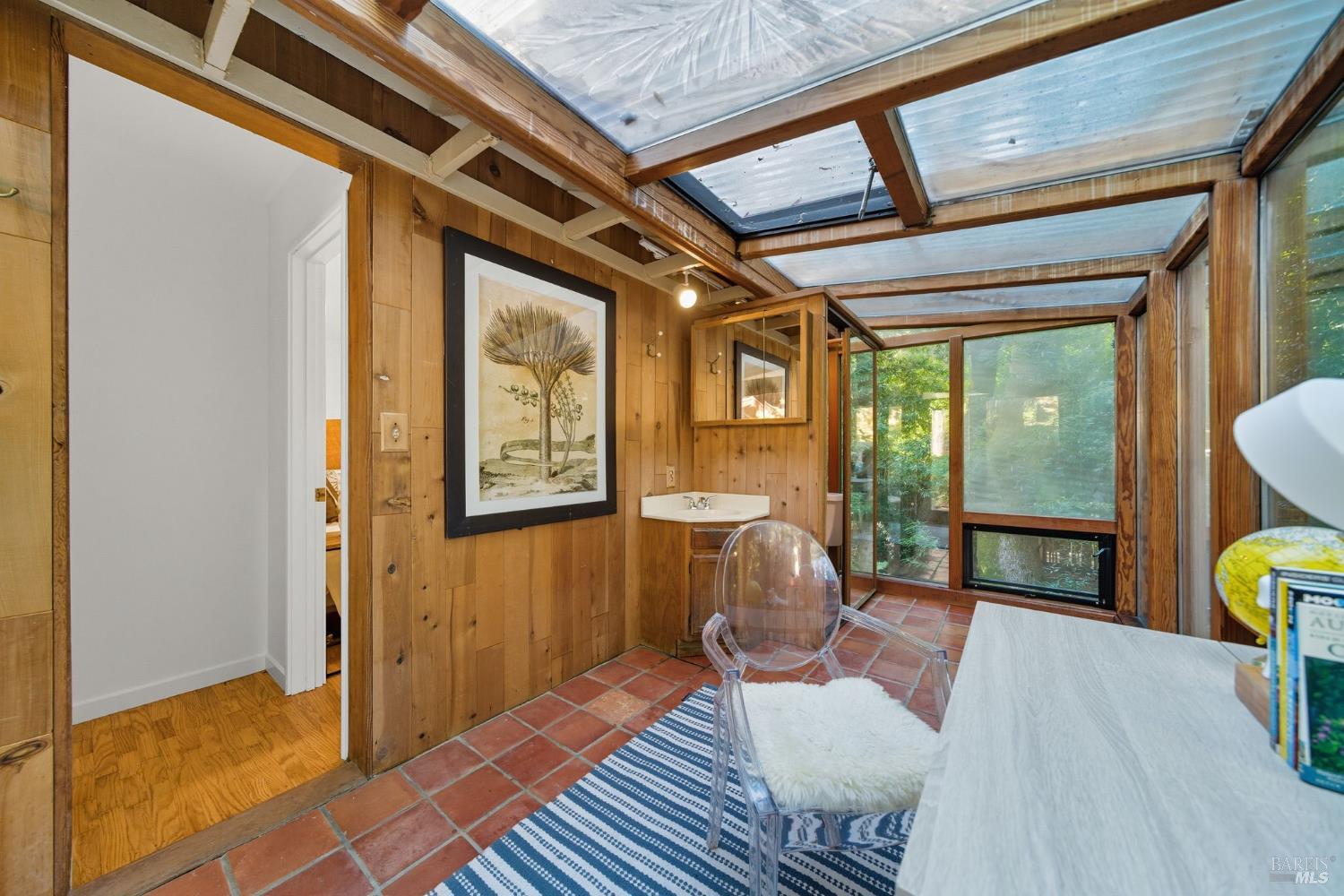 Detail Gallery Image 30 of 60 For 39 Bridge Rd, Larkspur,  CA 94939 - 2 Beds | 1/1 Baths