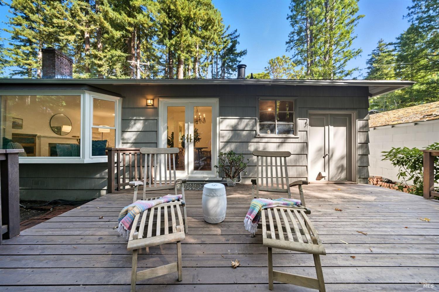 Detail Gallery Image 46 of 60 For 39 Bridge Rd, Larkspur,  CA 94939 - 2 Beds | 1/1 Baths