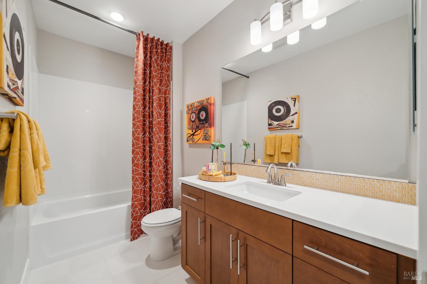 Detail Gallery Image 22 of 25 For 51 Denova Ln, Martinez,  CA 94553 - 4 Beds | 3 Baths