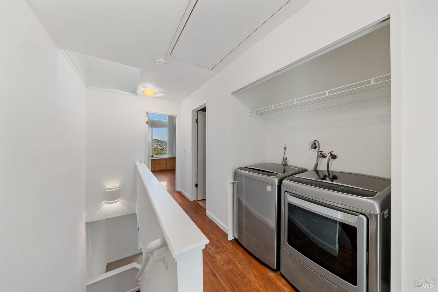 Detail Gallery Image 37 of 51 For 204 Bay Vista Cir, Sausalito,  CA 94965 - 2 Beds | 2 Baths