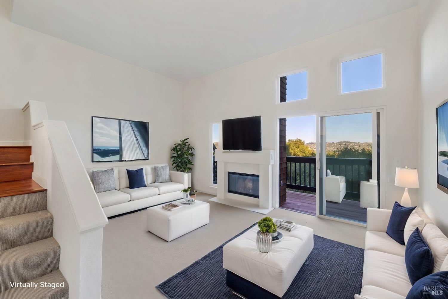 Detail Gallery Image 17 of 51 For 204 Bay Vista Cir, Sausalito,  CA 94965 - 2 Beds | 2 Baths