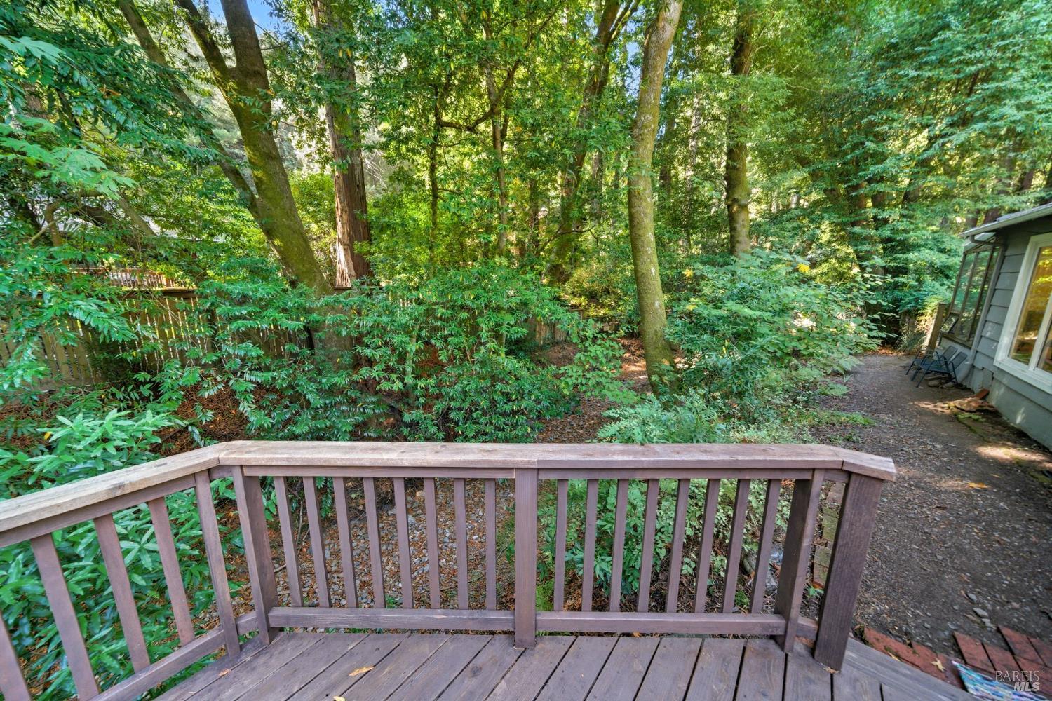 Detail Gallery Image 45 of 60 For 39 Bridge Rd, Larkspur,  CA 94939 - 2 Beds | 1/1 Baths