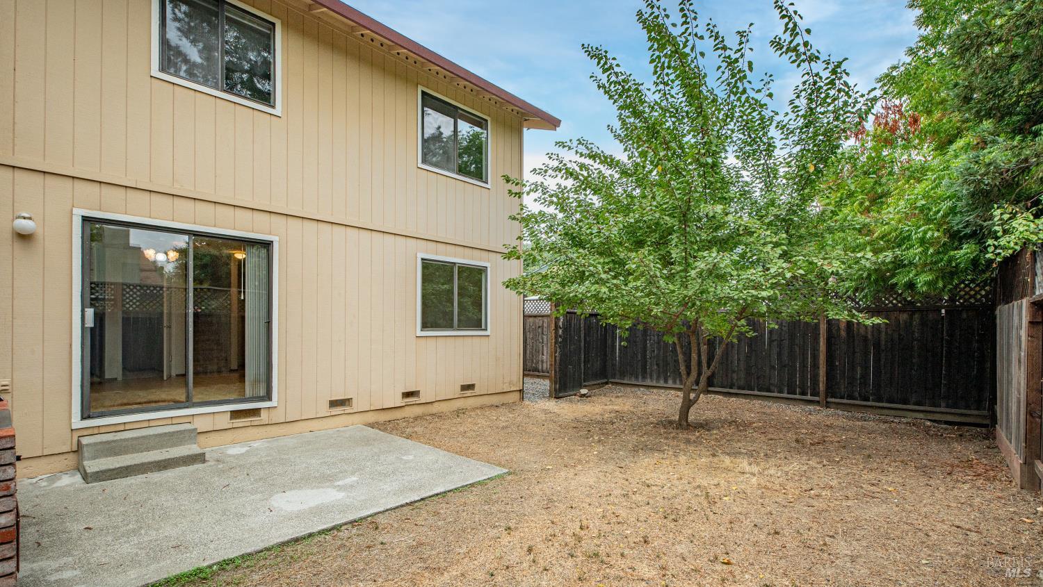 Detail Gallery Image 39 of 49 For 360 Raven Ct, Healdsburg,  CA 95448 - 4 Beds | 2 Baths