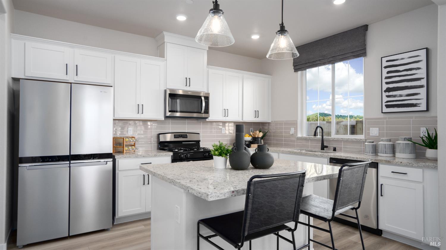 Detail Gallery Image 2 of 11 For 225 Octopus St, Suisun City,  CA 94585 - 3 Beds | 2/1 Baths