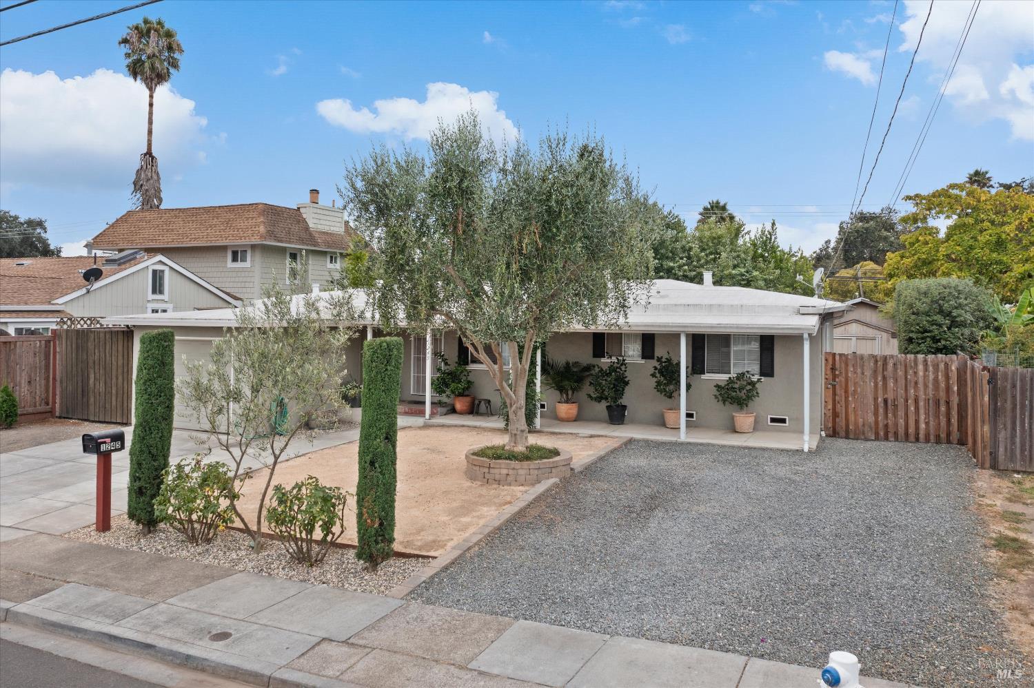 Detail Gallery Image 16 of 20 For 1245 Olive St, Santa Rosa,  CA 95407 - 2 Beds | 1 Baths