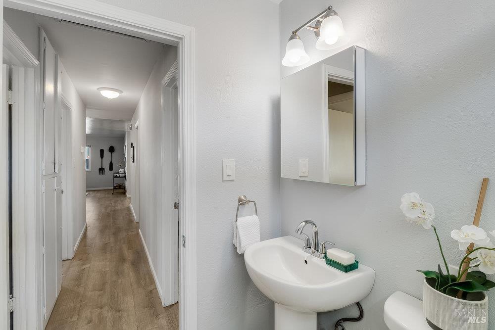 Detail Gallery Image 30 of 42 For 2626 Prestwick Ave, Concord,  CA 94519 - 4 Beds | 2 Baths