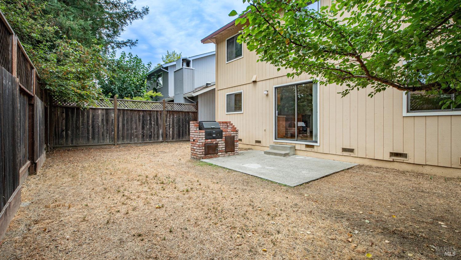 Detail Gallery Image 44 of 49 For 360 Raven Ct, Healdsburg,  CA 95448 - 4 Beds | 2 Baths