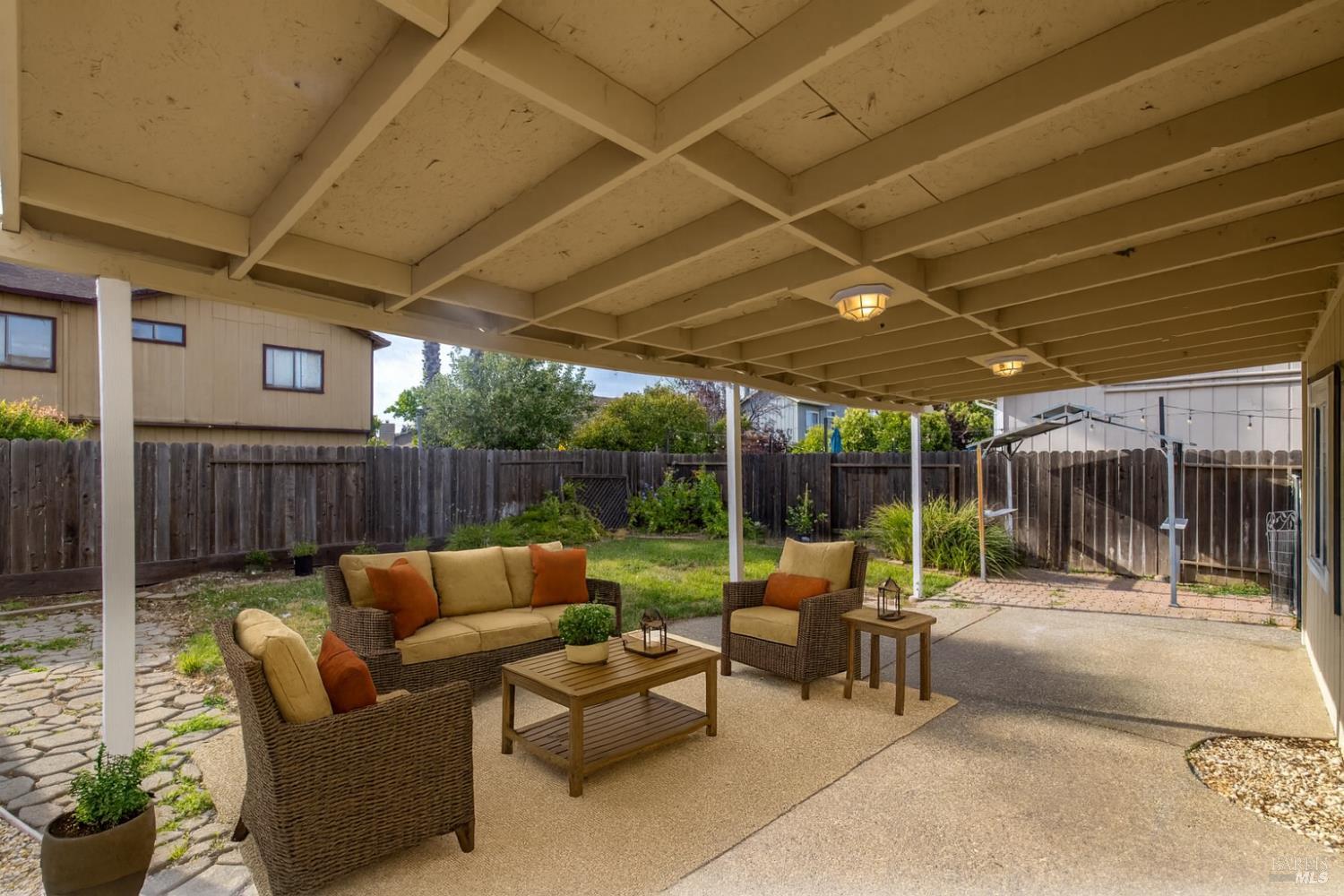 Detail Gallery Image 30 of 35 For 766 Calico Trl, Vacaville,  CA 95687 - 4 Beds | 3 Baths