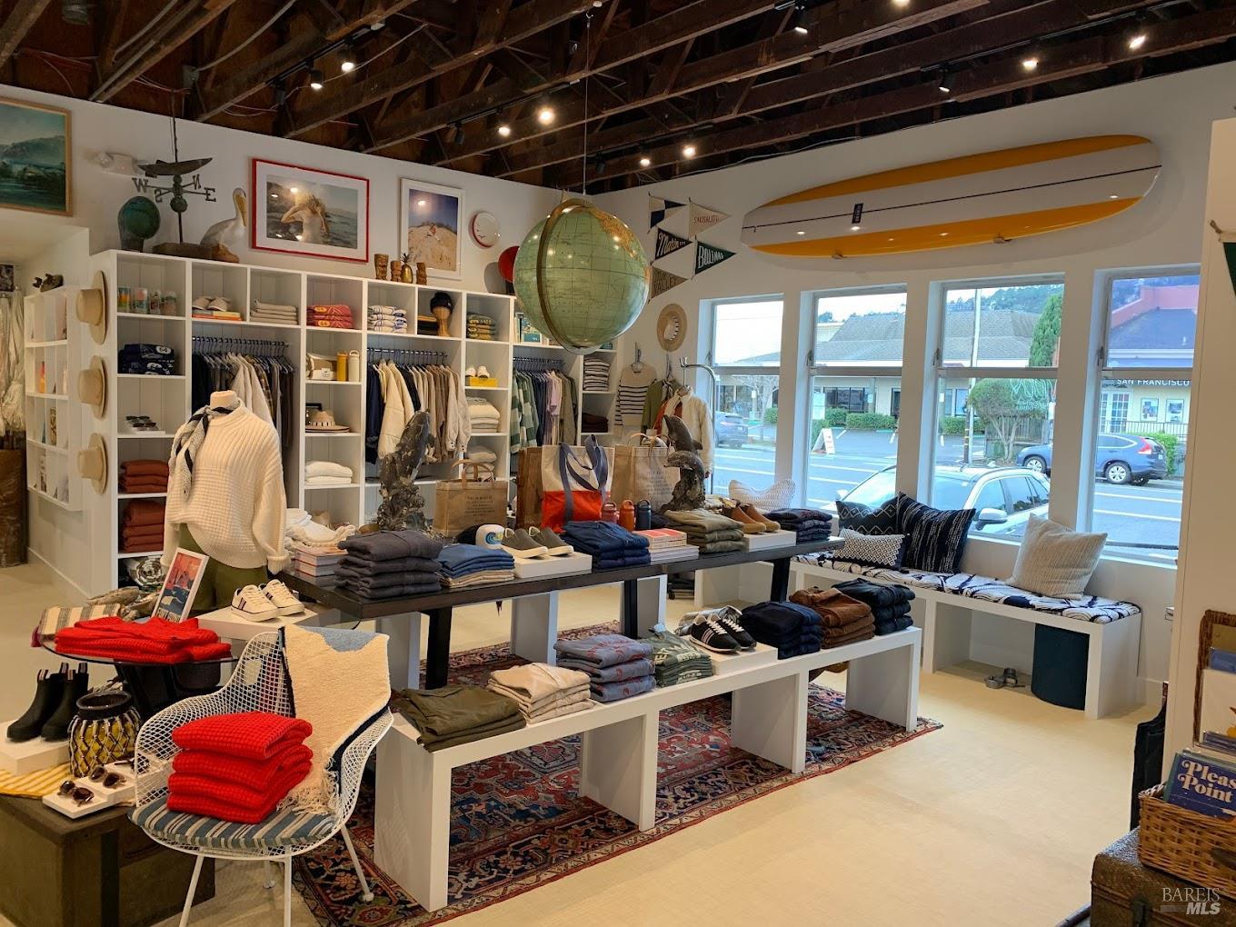 Detail Gallery Image 2 of 14 For 242 Shoreline Hwy, Mill Valley,  CA 94941 - – Beds | – Baths