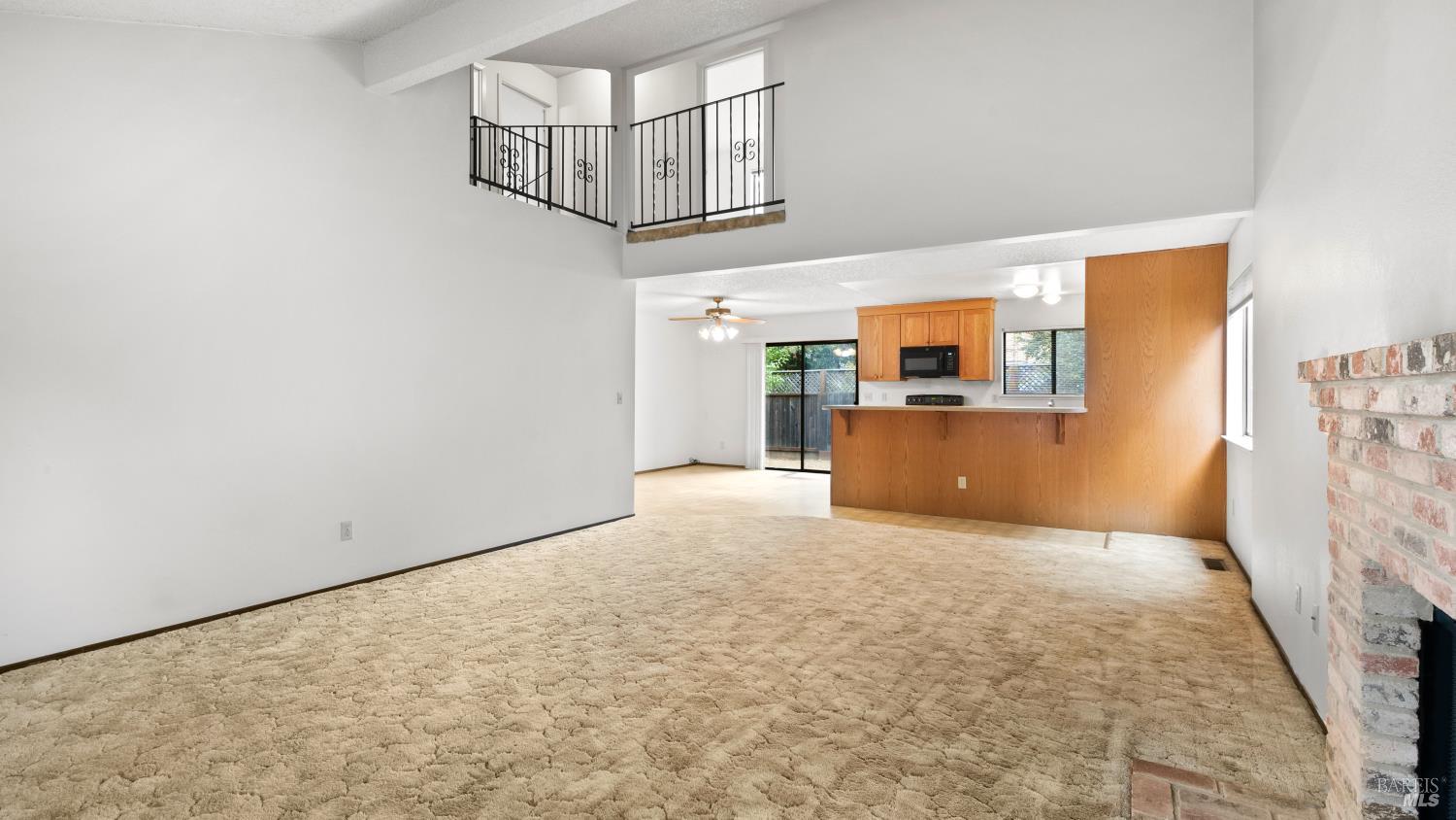 Detail Gallery Image 11 of 49 For 360 Raven Ct, Healdsburg,  CA 95448 - 4 Beds | 2 Baths