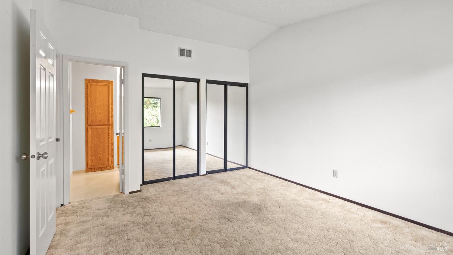 Detail Gallery Image 25 of 49 For 360 Raven Ct, Healdsburg,  CA 95448 - 4 Beds | 2 Baths