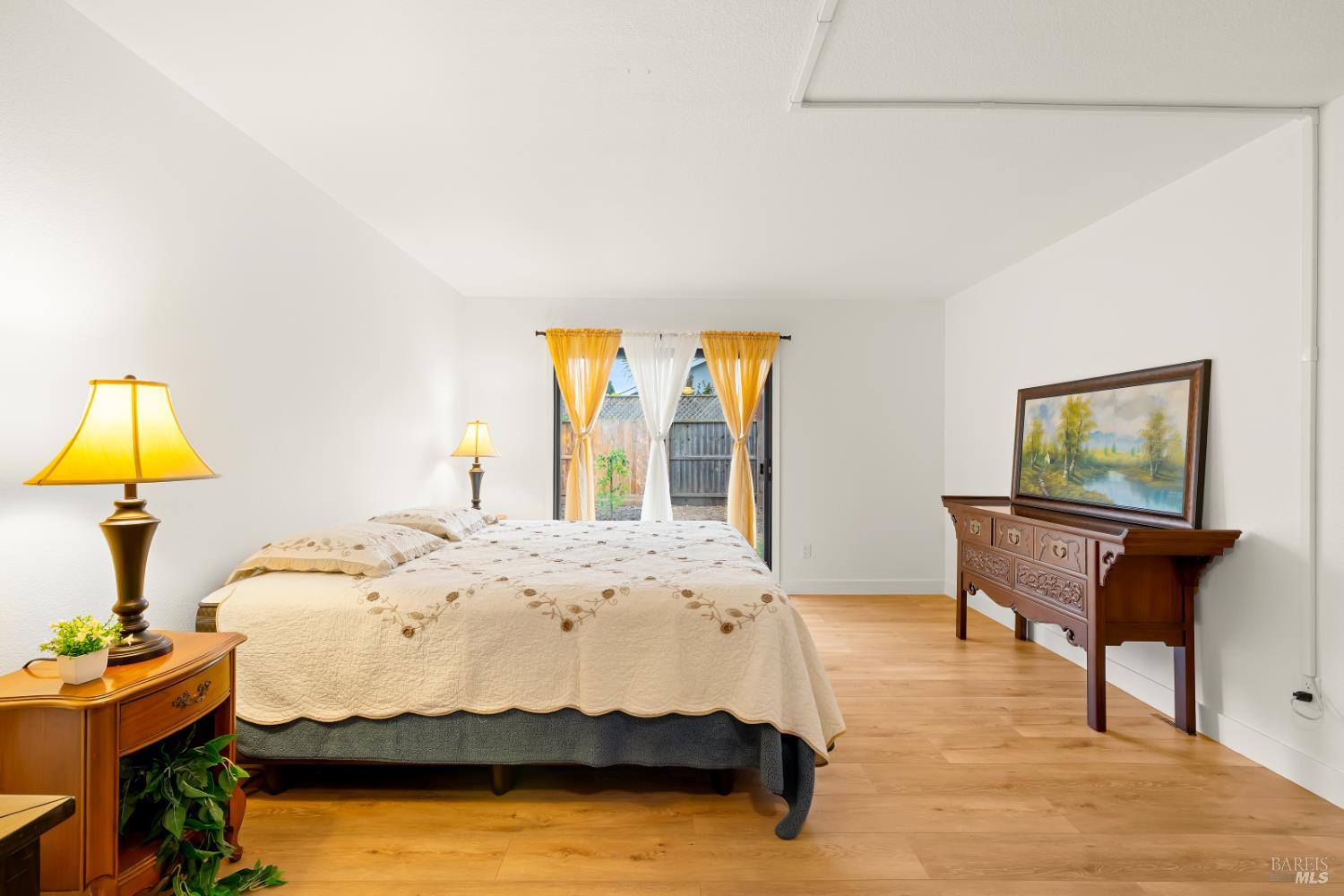 Detail Gallery Image 25 of 57 For 6032 Elsa Ave, Rohnert Park,  CA 94928 - 4 Beds | 3 Baths