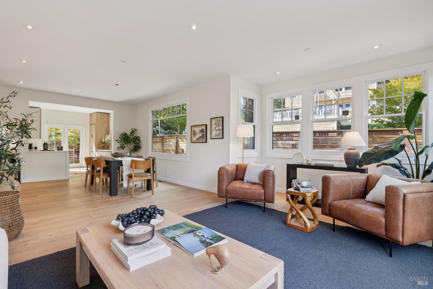 Detail Gallery Image 14 of 63 For 52 Austin Ave, San Anselmo,  CA 94960 - 3 Beds | 3 Baths