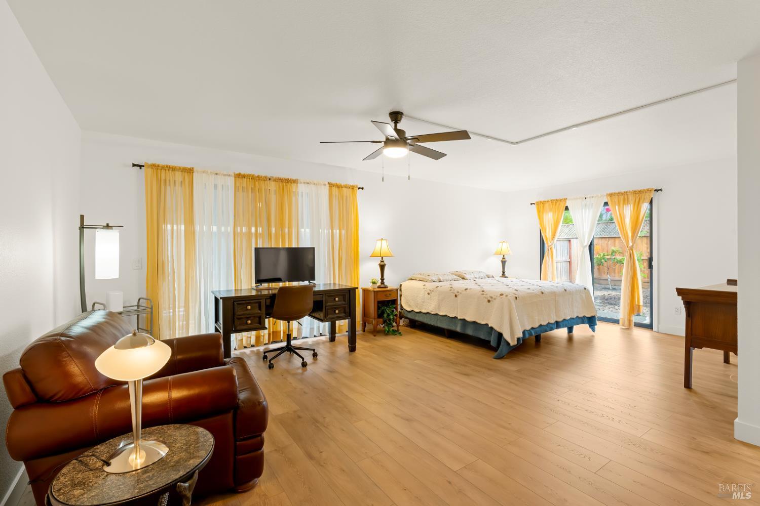 Detail Gallery Image 23 of 57 For 6032 Elsa Ave, Rohnert Park,  CA 94928 - 4 Beds | 3 Baths