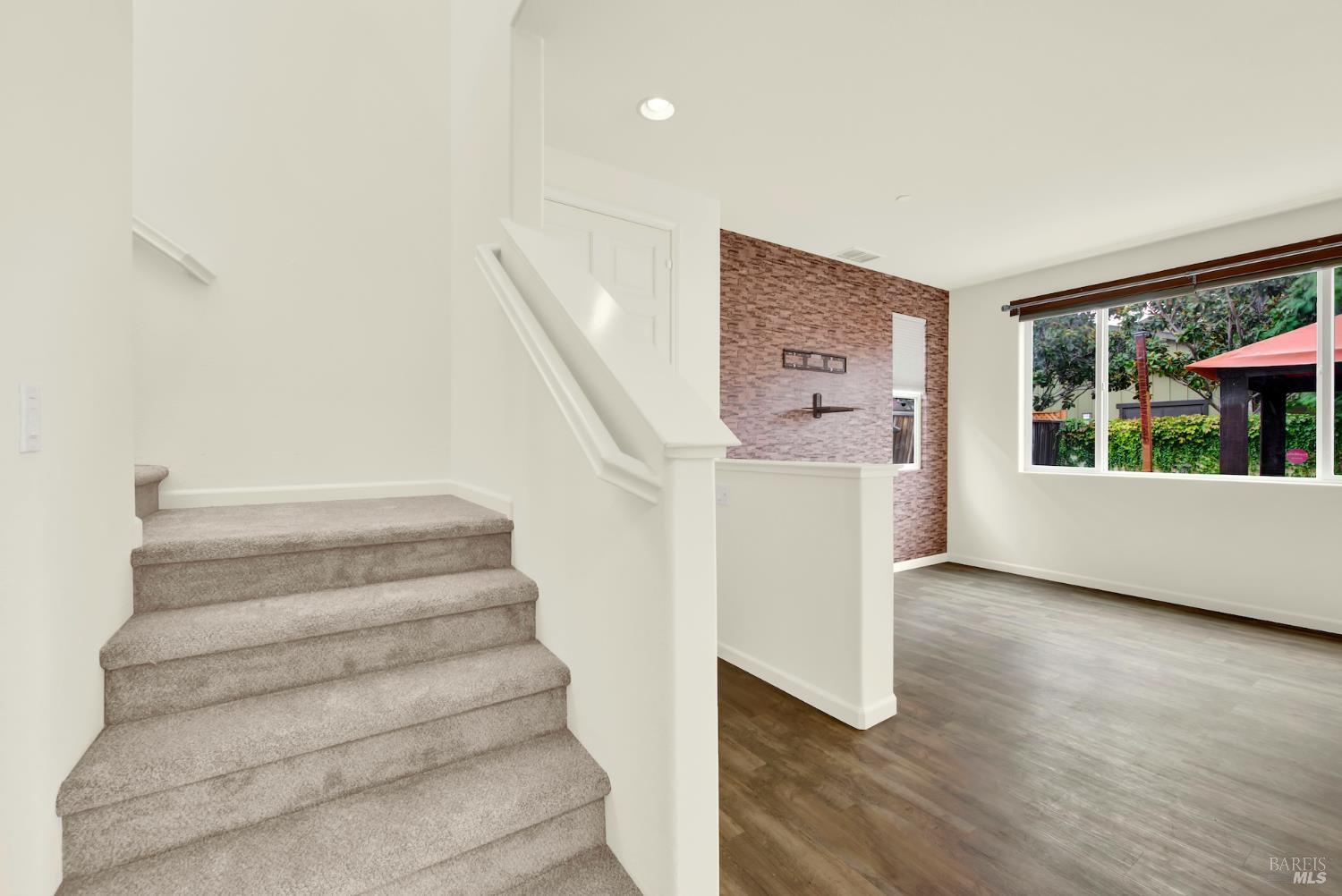 Detail Gallery Image 49 of 78 For 1105 Strawberry Ln, Suisun City,  CA 94585 - 3 Beds | 2/1 Baths