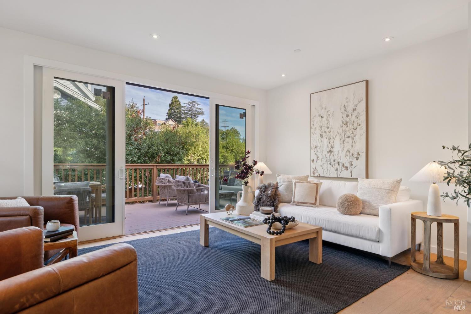 Detail Gallery Image 8 of 63 For 52 Austin Ave, San Anselmo,  CA 94960 - 3 Beds | 3 Baths