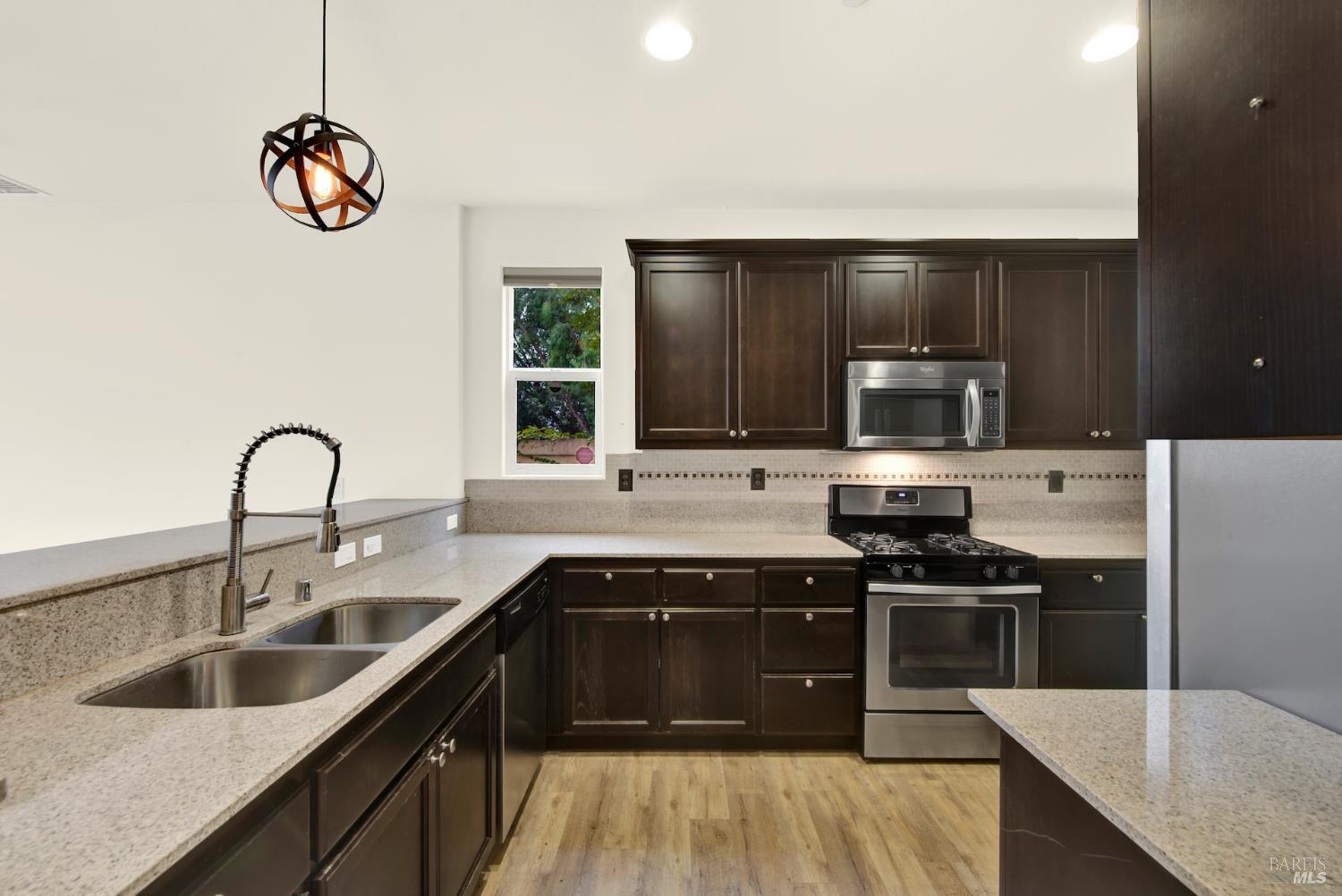 Detail Gallery Image 43 of 78 For 1105 Strawberry Ln, Suisun City,  CA 94585 - 3 Beds | 2/1 Baths