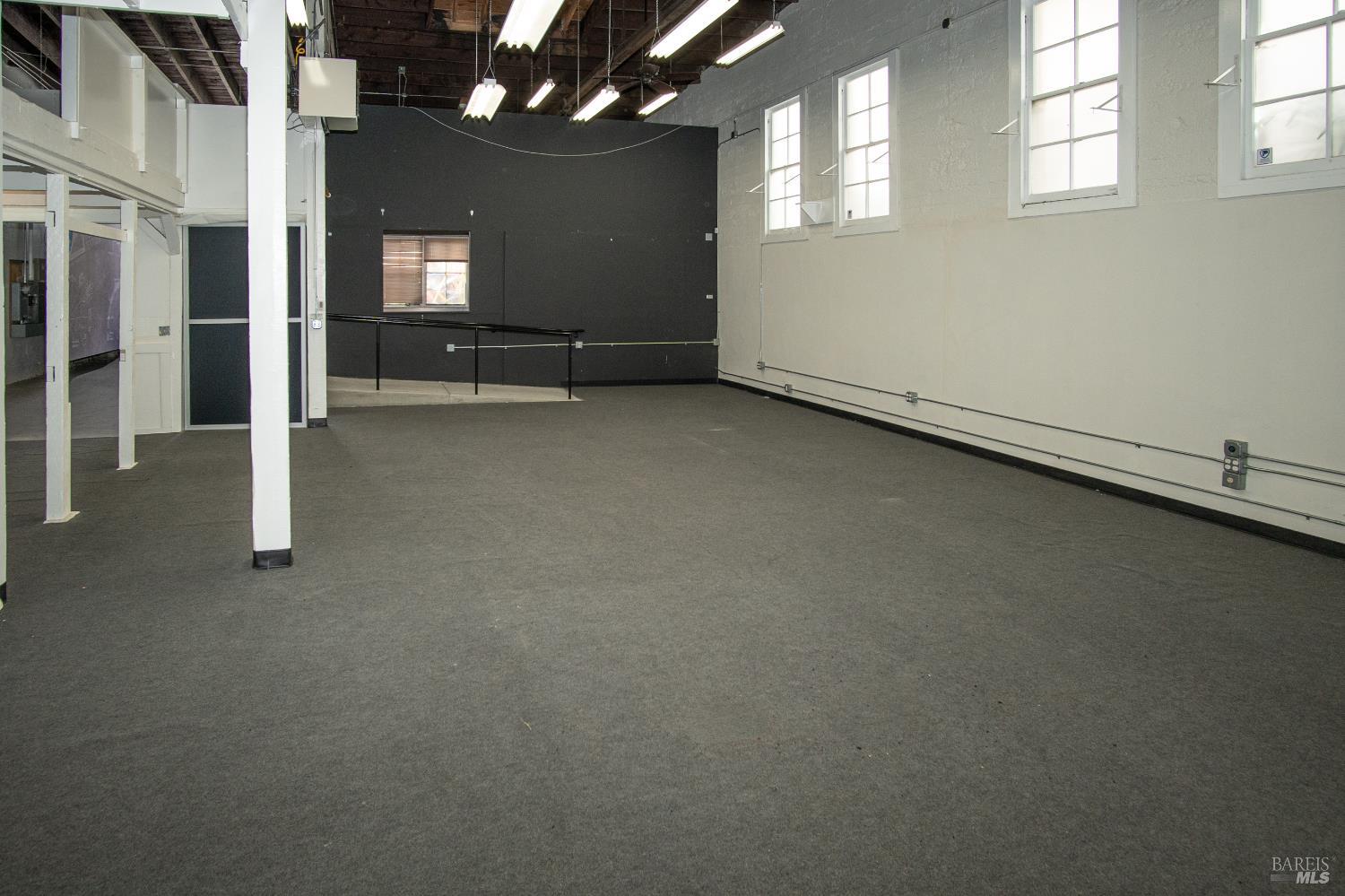 Detail Gallery Image 12 of 15 For 1566 4th St, San Rafael,  CA 94901 - – Beds | – Baths