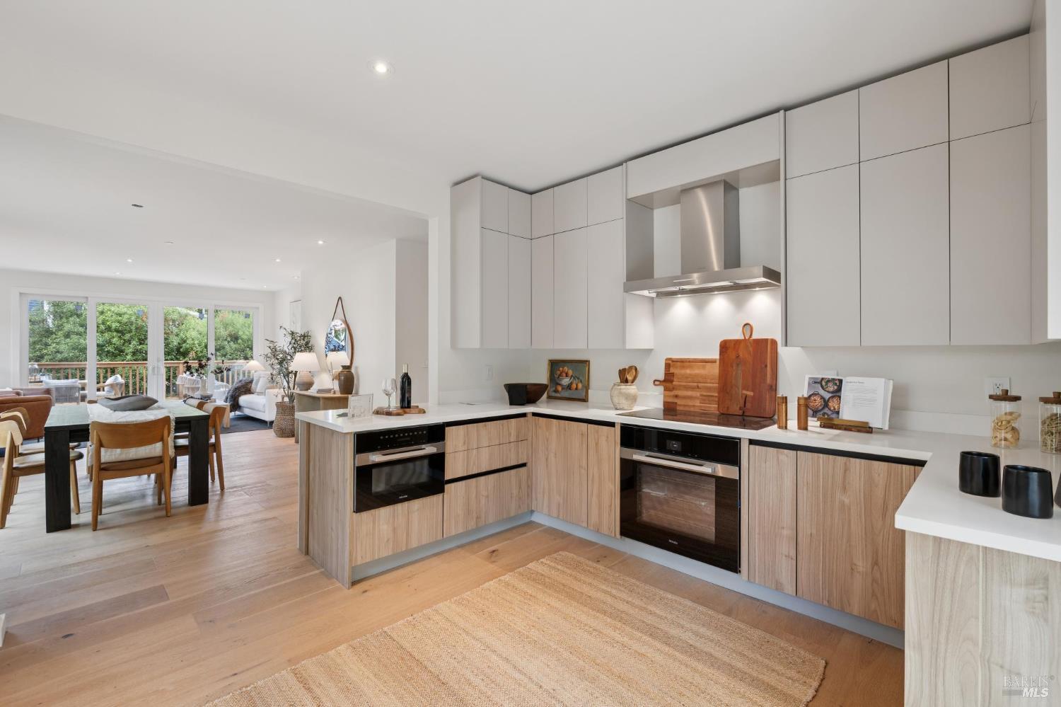 Detail Gallery Image 25 of 63 For 52 Austin Ave, San Anselmo,  CA 94960 - 3 Beds | 3 Baths