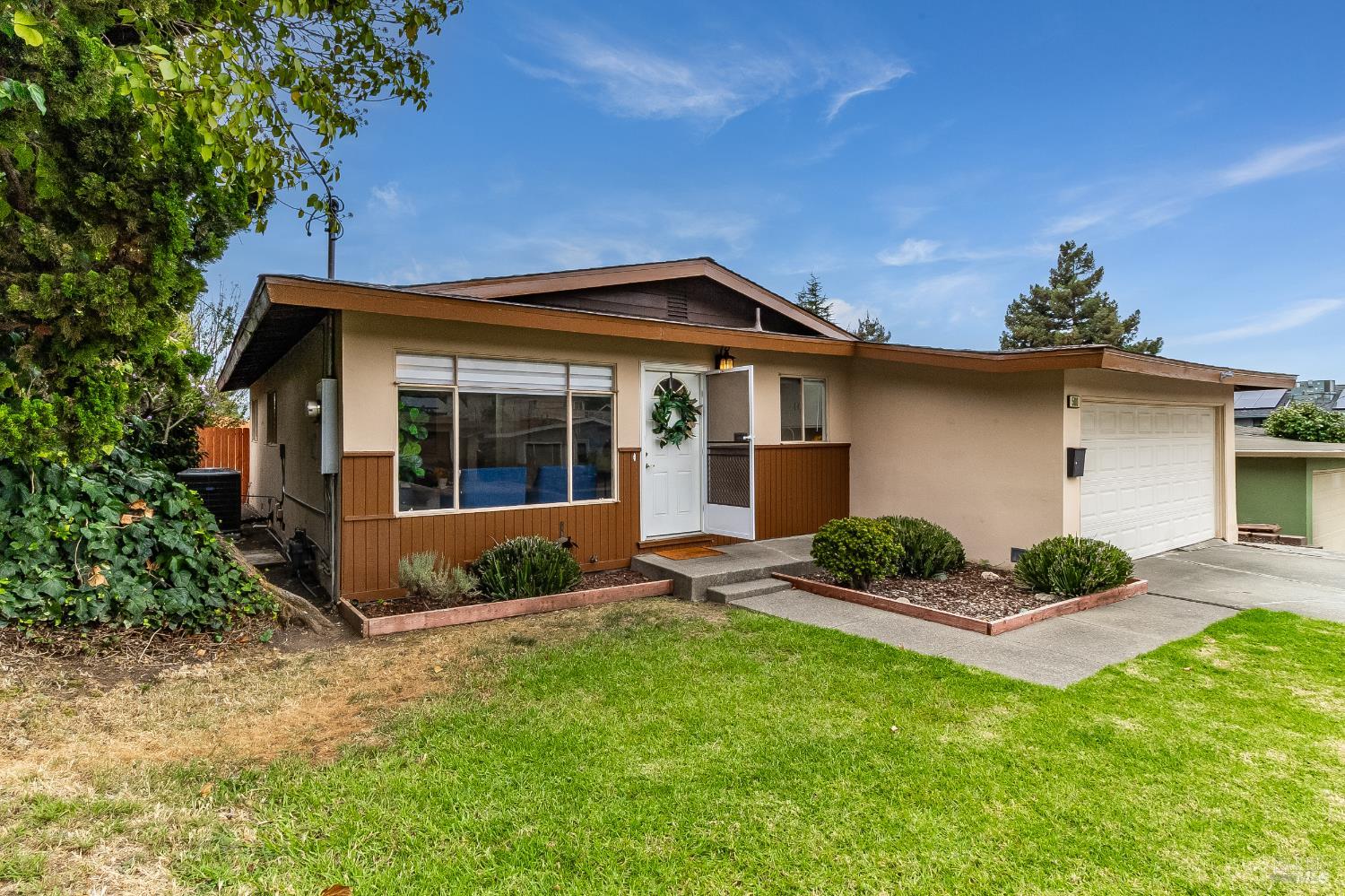 Front Image Thumbnail for BA325086327