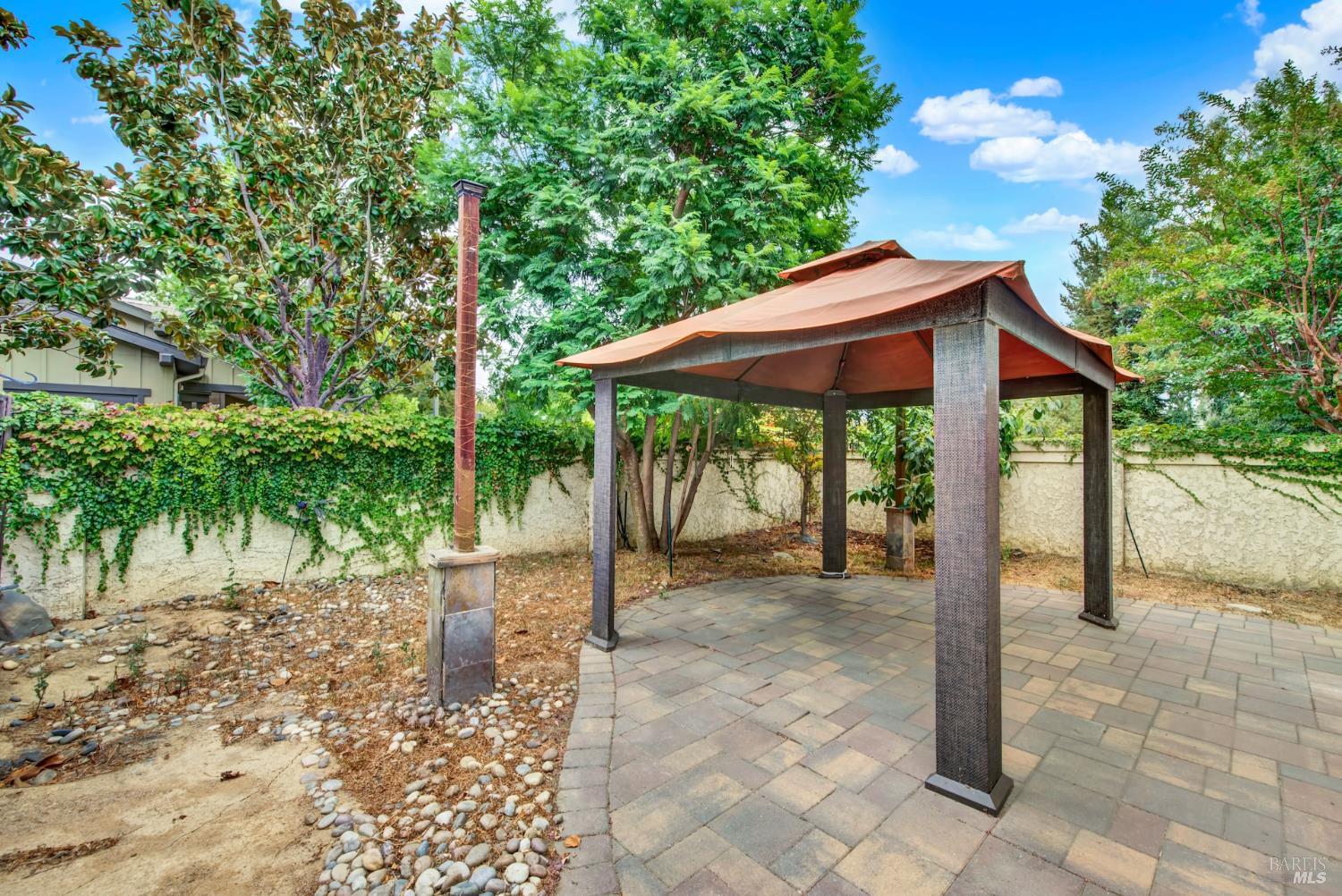 Detail Gallery Image 69 of 78 For 1105 Strawberry Ln, Suisun City,  CA 94585 - 3 Beds | 2/1 Baths