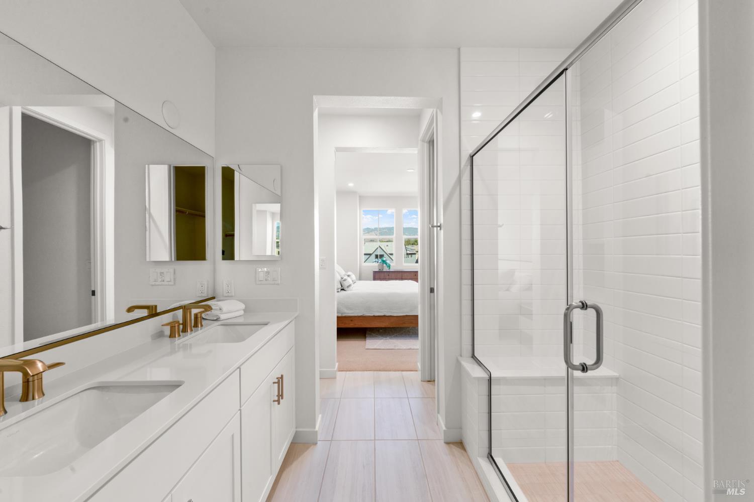 Detail Gallery Image 14 of 21 For 1460 Waterside Ln, Rohnert Park,  CA 94928 - 3 Beds | 3 Baths