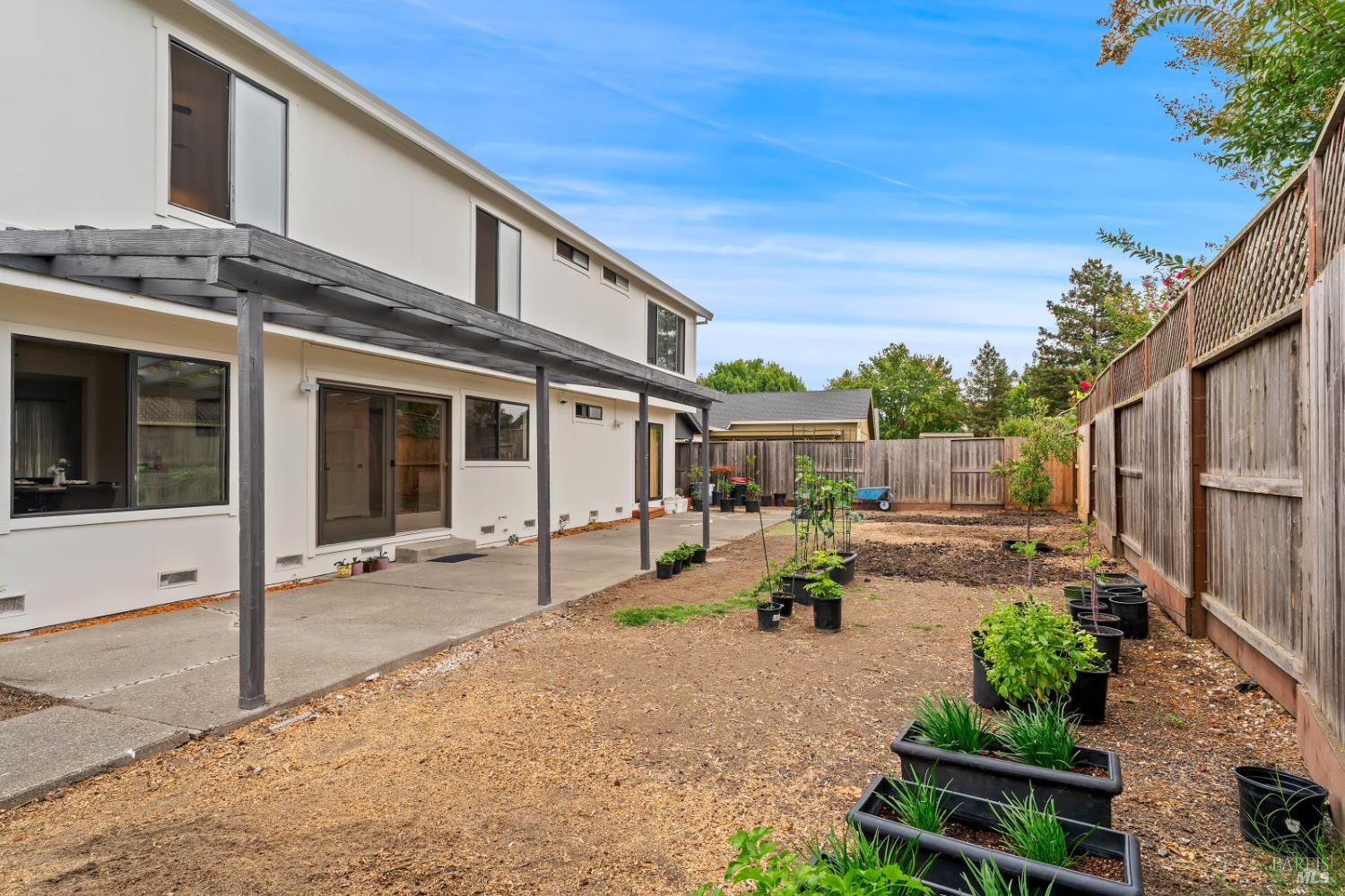 Detail Gallery Image 45 of 57 For 6032 Elsa Ave, Rohnert Park,  CA 94928 - 4 Beds | 3 Baths