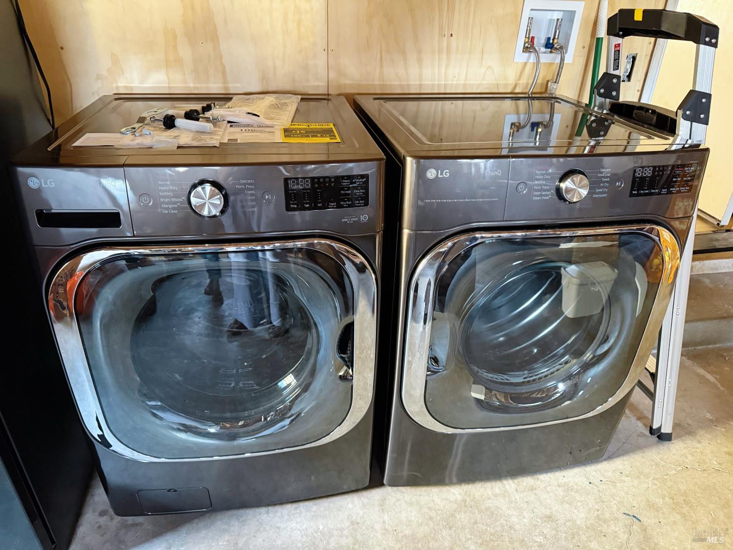 Detail Gallery Image 55 of 57 For 6032 Elsa Ave, Rohnert Park,  CA 94928 - 4 Beds | 3 Baths