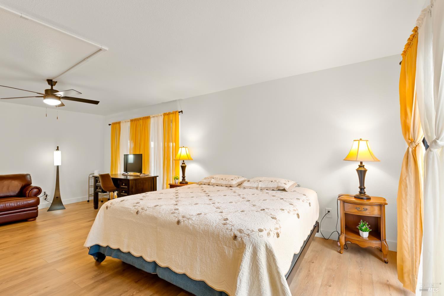 Detail Gallery Image 26 of 57 For 6032 Elsa Ave, Rohnert Park,  CA 94928 - 4 Beds | 3 Baths