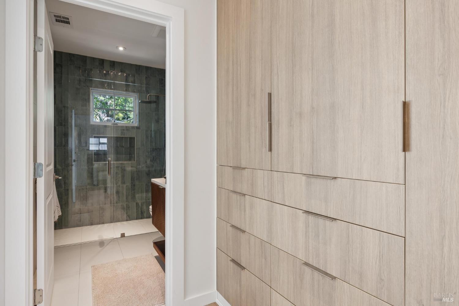 Detail Gallery Image 46 of 63 For 52 Austin Ave, San Anselmo,  CA 94960 - 3 Beds | 3 Baths