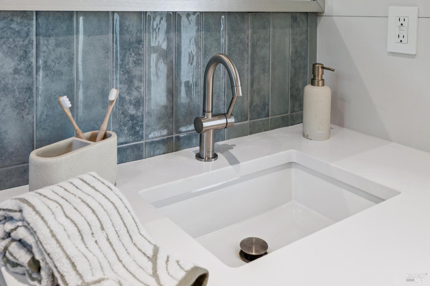 Detail Gallery Image 48 of 63 For 52 Austin Ave, San Anselmo,  CA 94960 - 3 Beds | 3 Baths