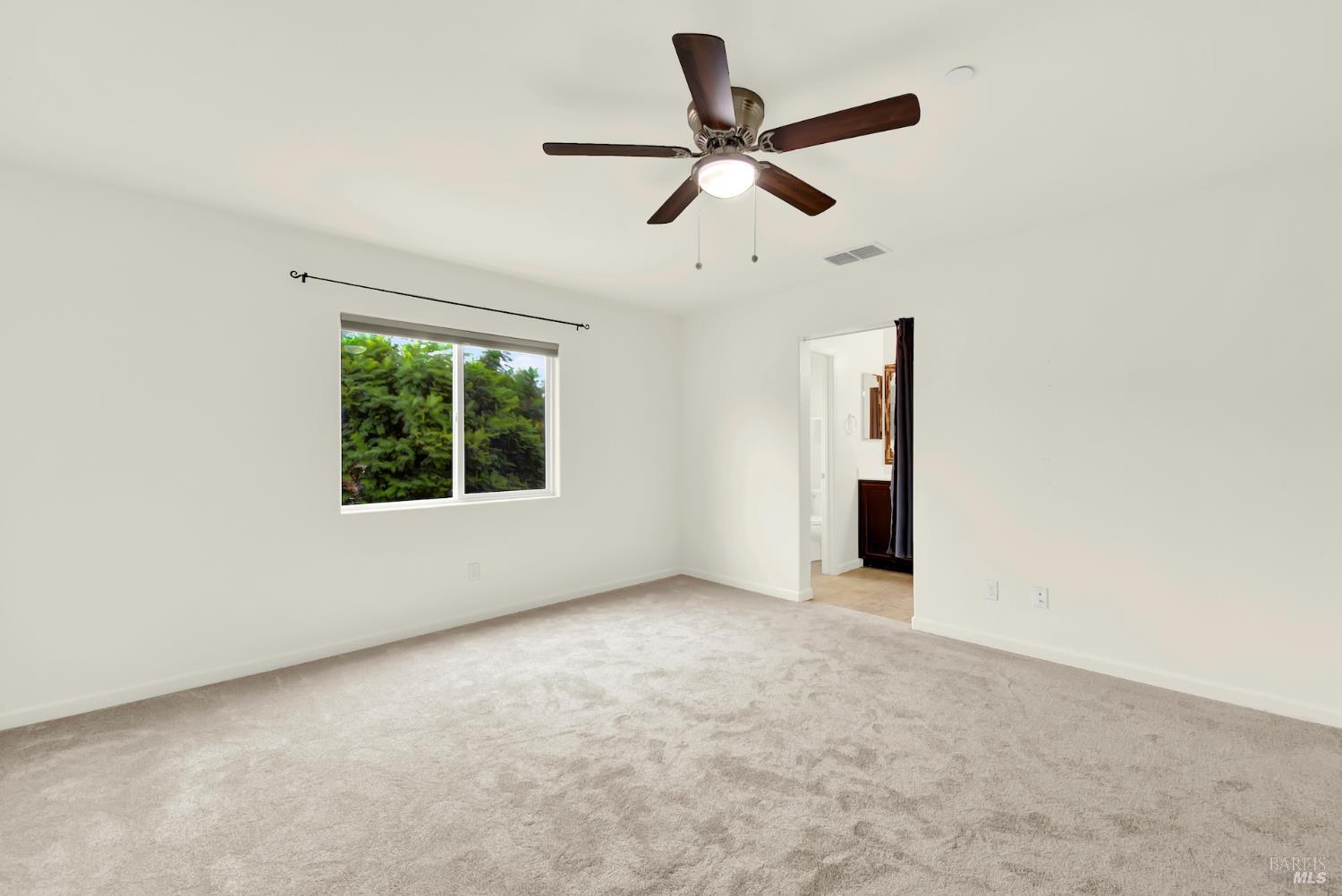 Detail Gallery Image 64 of 78 For 1105 Strawberry Ln, Suisun City,  CA 94585 - 3 Beds | 2/1 Baths