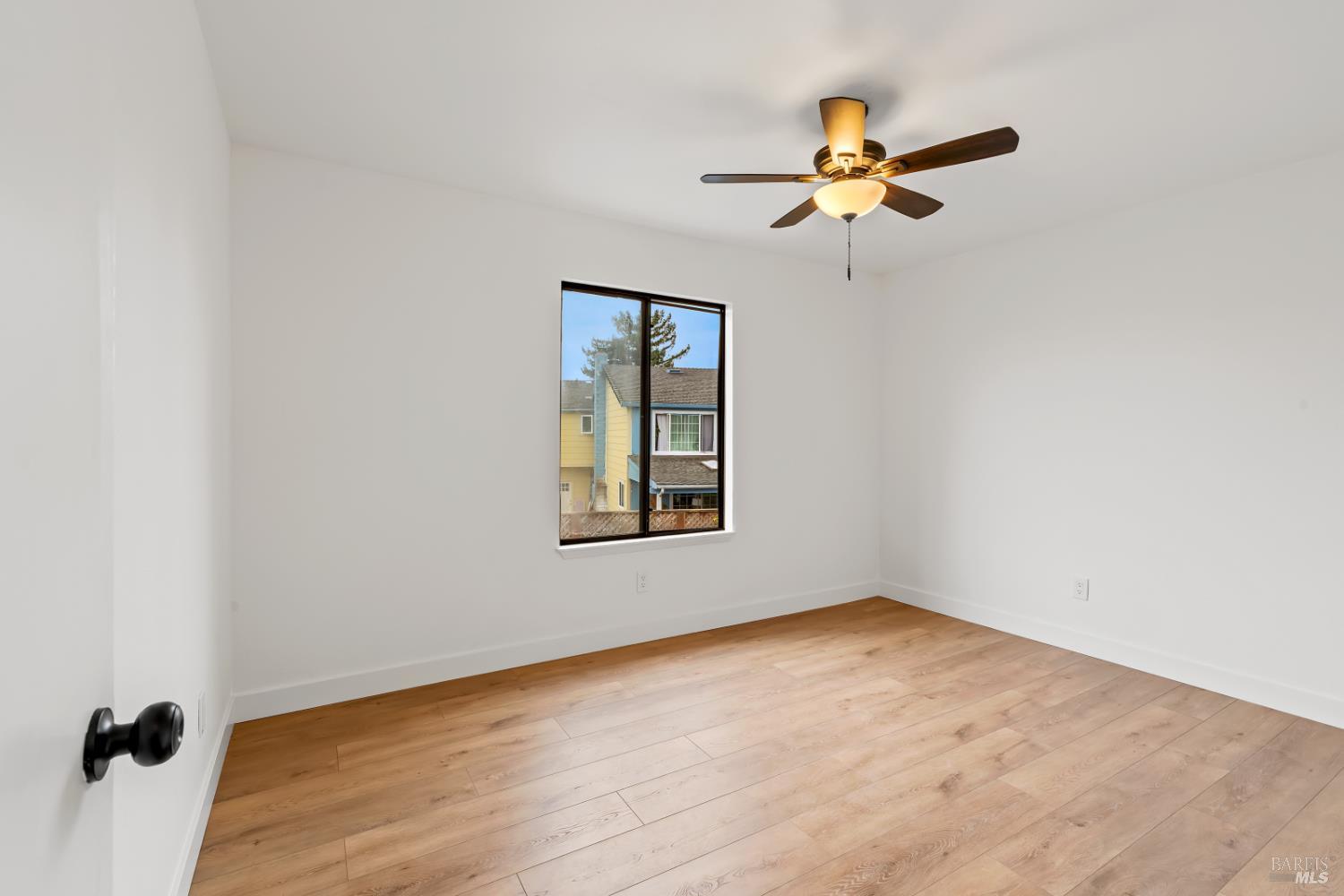 Detail Gallery Image 35 of 57 For 6032 Elsa Ave, Rohnert Park,  CA 94928 - 4 Beds | 3 Baths